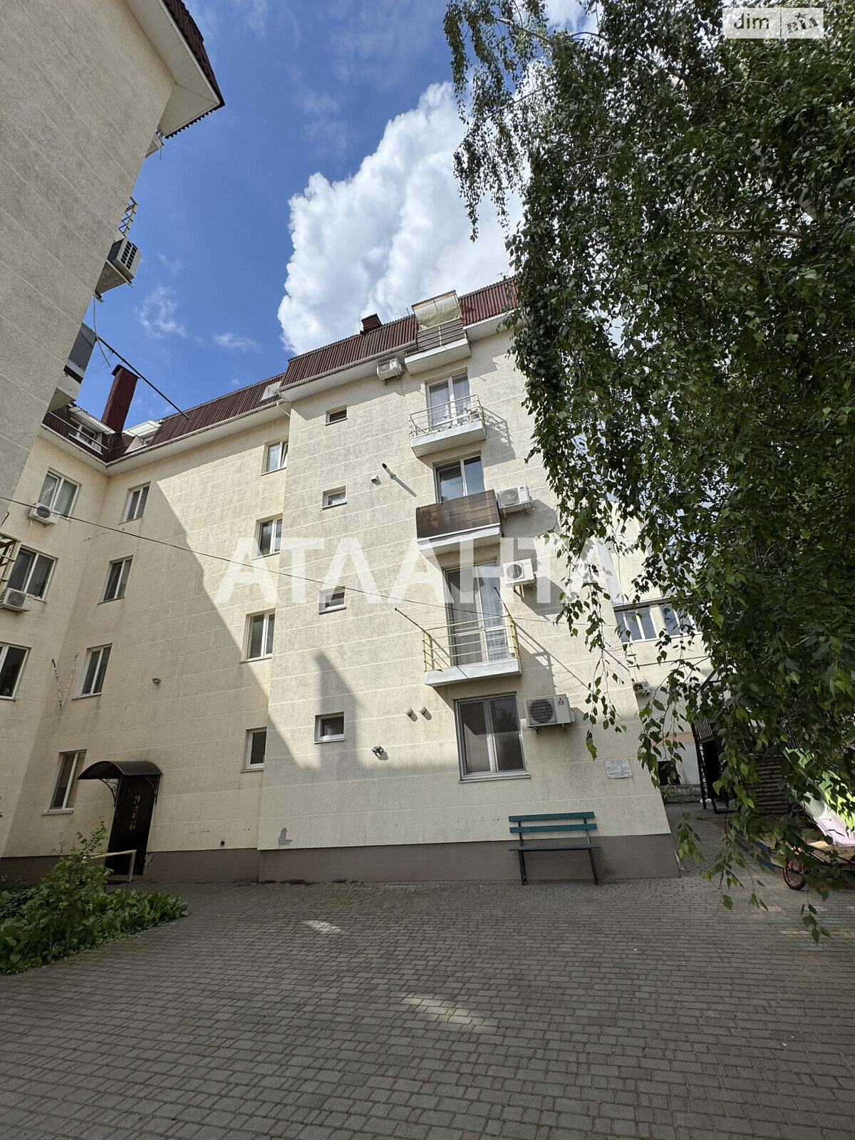 Продажа двухкомнатной квартиры в Одессе, на ул. Дмитриевская, район Приморский фото 1 Продажа двухкомнатной квартиры в Одессе, на ул. Дмитриевская, район Приморский фото 1