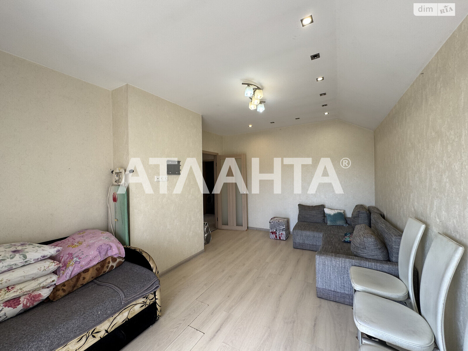 Продажа двухкомнатной квартиры в Одессе, на ул. Дмитриевская, район Приморский фото 1 Продажа двухкомнатной квартиры в Одессе, на ул. Дмитриевская, район Приморский фото 1