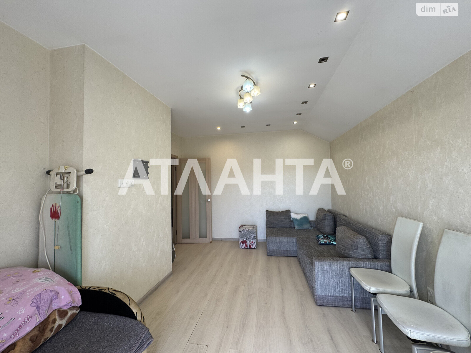 Продажа двухкомнатной квартиры в Одессе, на ул. Дмитриевская, район Приморский фото 1 Продажа двухкомнатной квартиры в Одессе, на ул. Дмитриевская, район Приморский фото 1