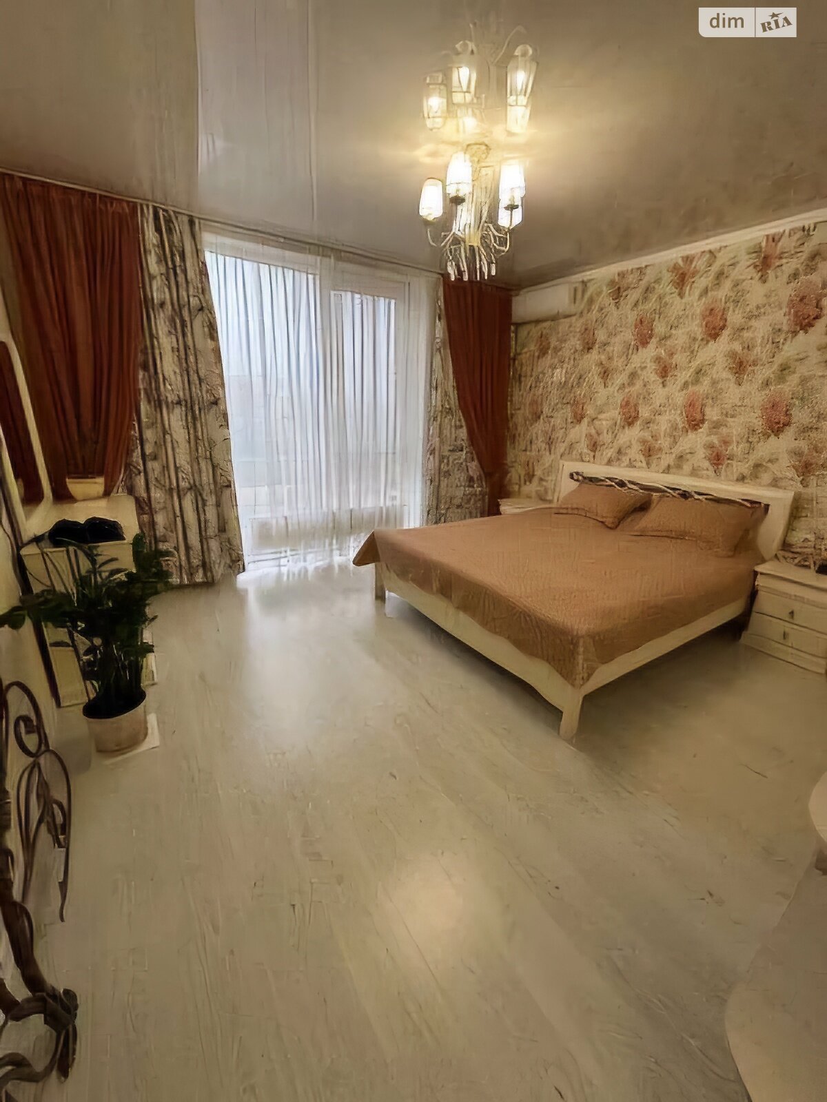 Продаж двокімнатної квартири в Одесі, на вул. Добровольців, район Приморський фото 1 Продаж двокімнатної квартири в Одесі, на вул. Добровольців, район Приморський фото 1