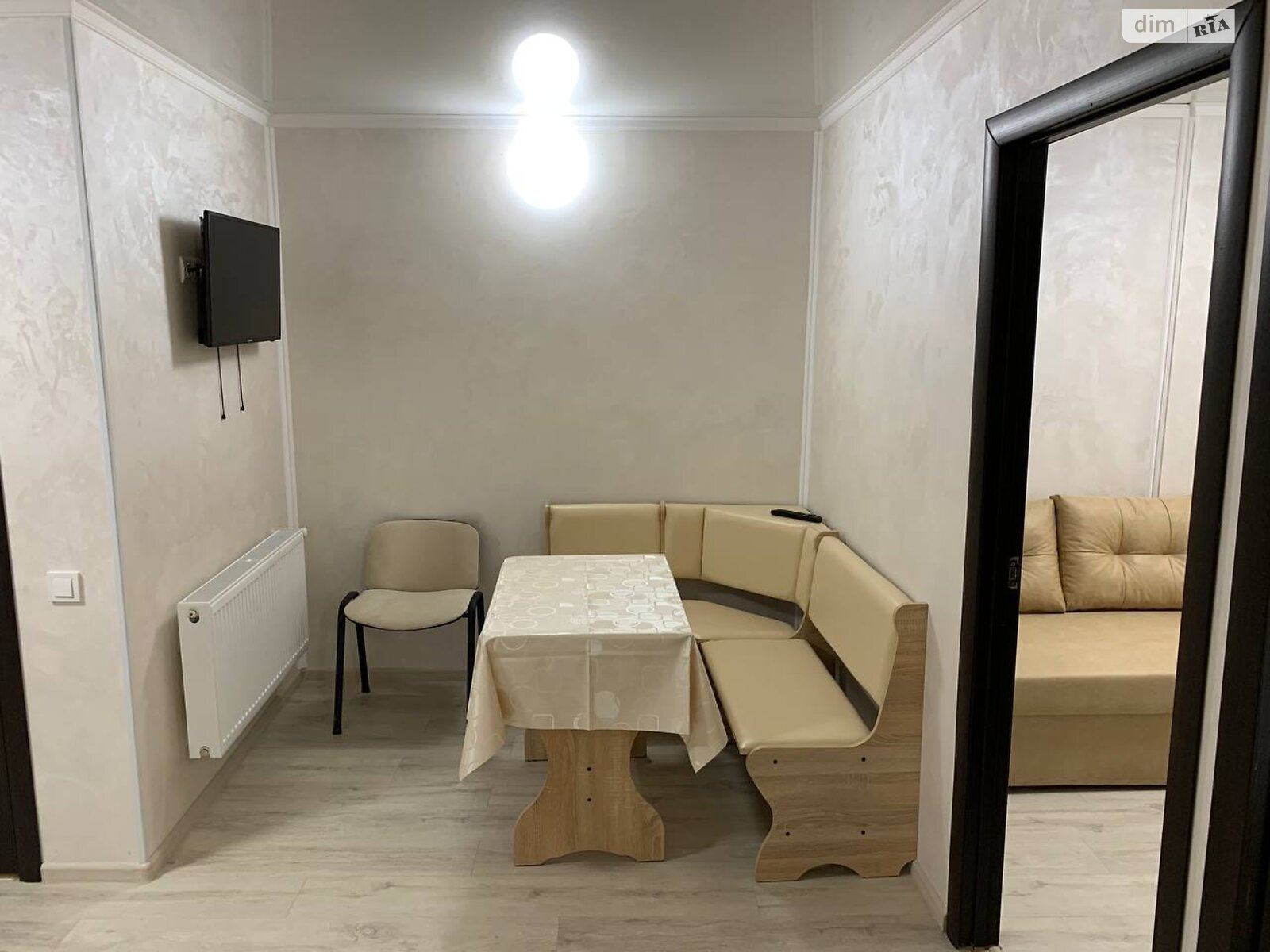 Продаж двокімнатної квартири в Одесі, на вул. Добровольців 10В, район Приморський фото 1 Продаж двокімнатної квартири в Одесі, на вул. Добровольців 10В, район Приморський фото 1