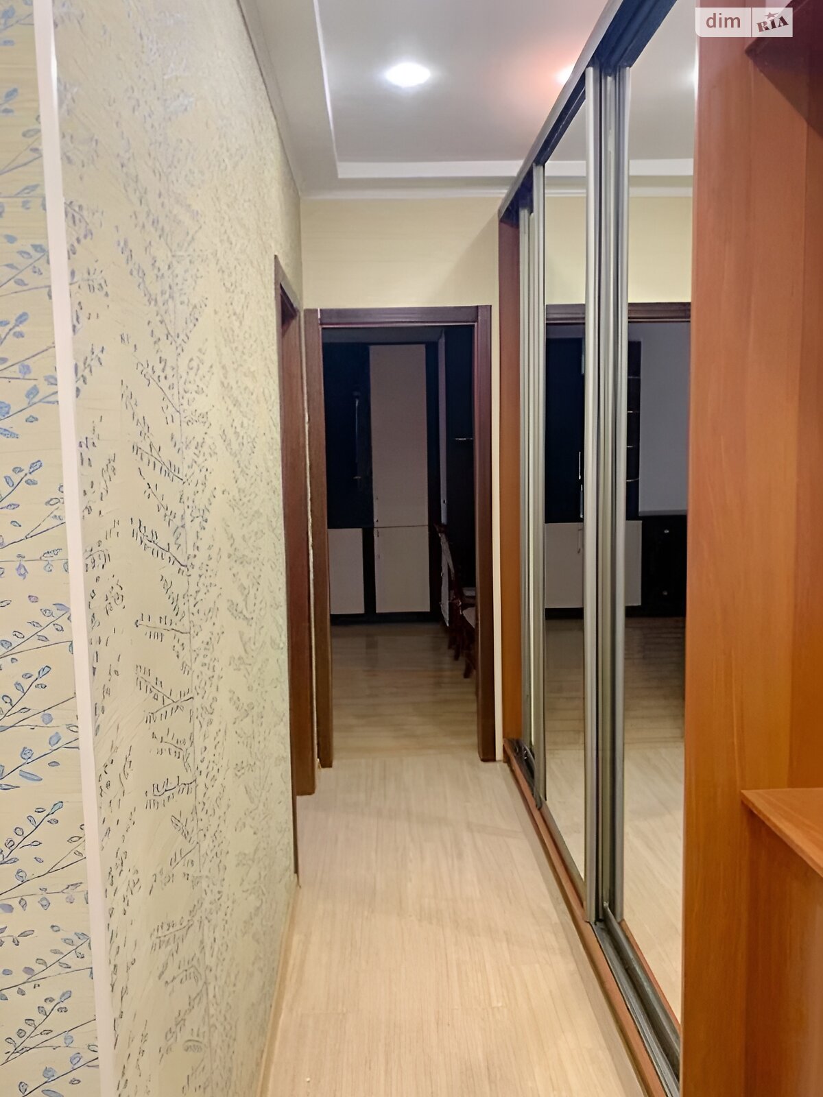 Продаж двокімнатної квартири в Одесі, на вул. Добровольців 10/2, район Приморський фото 1 Продаж двокімнатної квартири в Одесі, на вул. Добровольців 10/2, район Приморський фото 1