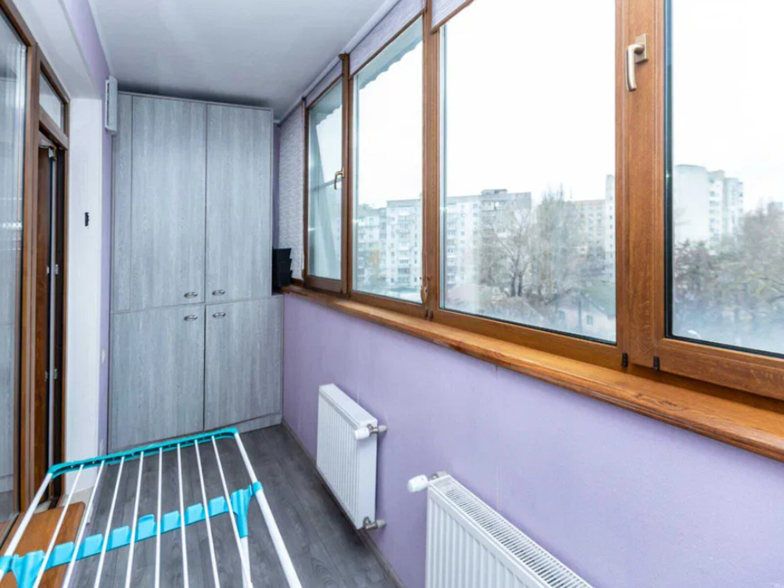 Продаж трикімнатної квартири в Одесі, на вул. Добровольців, район Приморський фото 1 Продаж трикімнатної квартири в Одесі, на вул. Добровольців, район Приморський фото 1