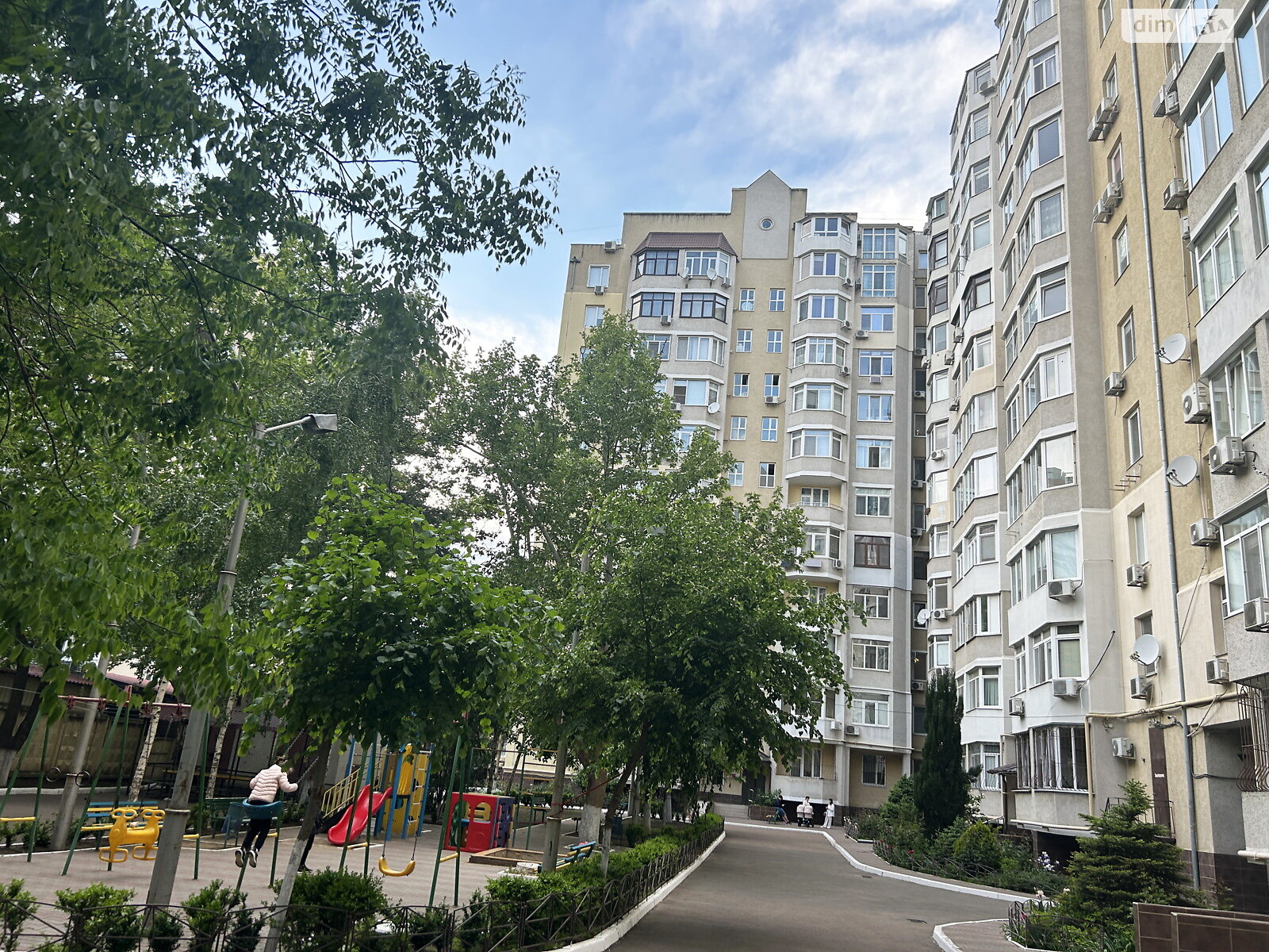 Продаж двокімнатної квартири в Одесі, на вул. Добровольців 10Б, район Приморський фото 1 Продаж двокімнатної квартири в Одесі, на вул. Добровольців 10Б, район Приморський фото 1