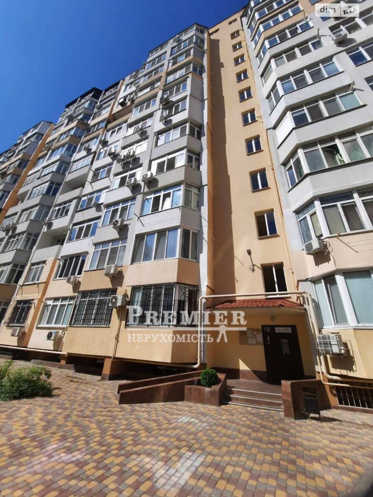 Продаж двокімнатної квартири в Одесі, на вул. Добровольців, район Приморський фото 1 Продаж двокімнатної квартири в Одесі, на вул. Добровольців, район Приморський фото 1