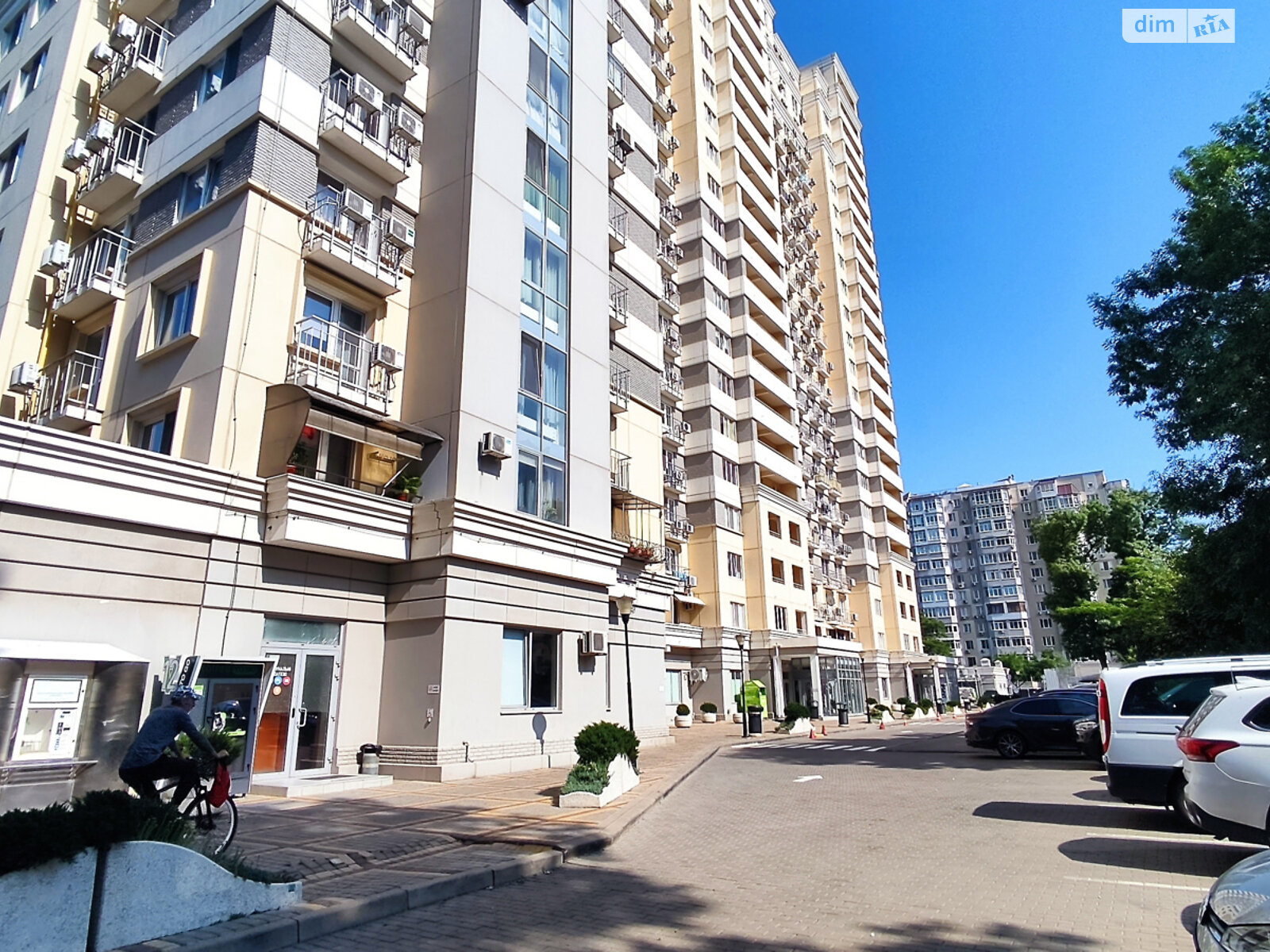 Продаж однокімнатної квартири в Одесі, на вул. Добровольців, район Приморський фото 1 Продаж однокімнатної квартири в Одесі, на вул. Добровольців, район Приморський фото 1