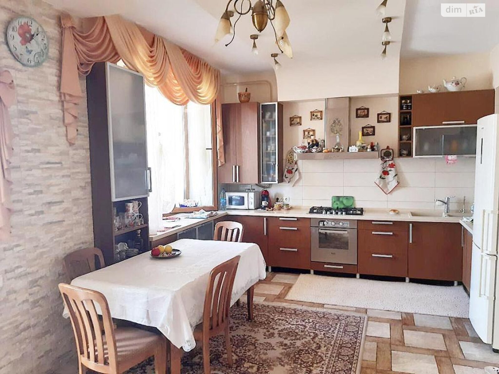 Продажа четырехкомнатной квартиры в Одессе, на ул. Добровольцев 10Б, район Приморский фото 1