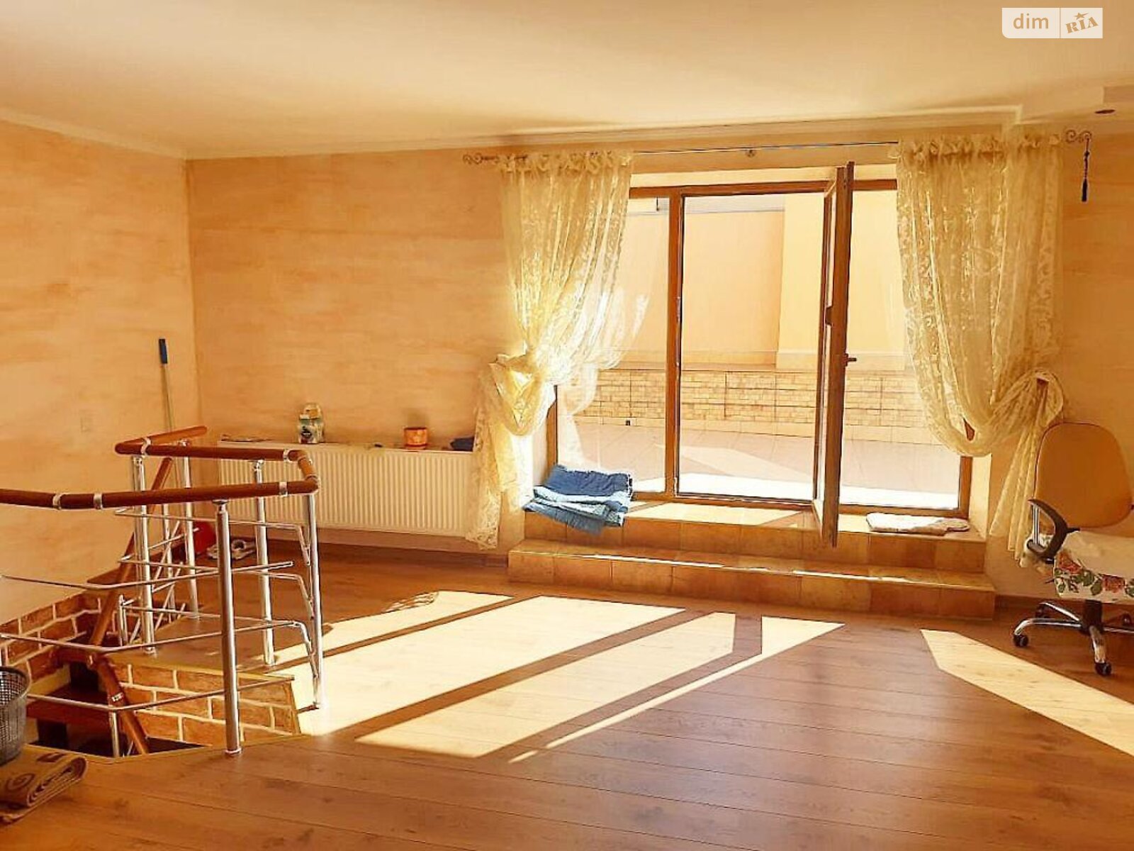 Продажа четырехкомнатной квартиры в Одессе, на ул. Добровольцев 10Б, район Приморский фото 1