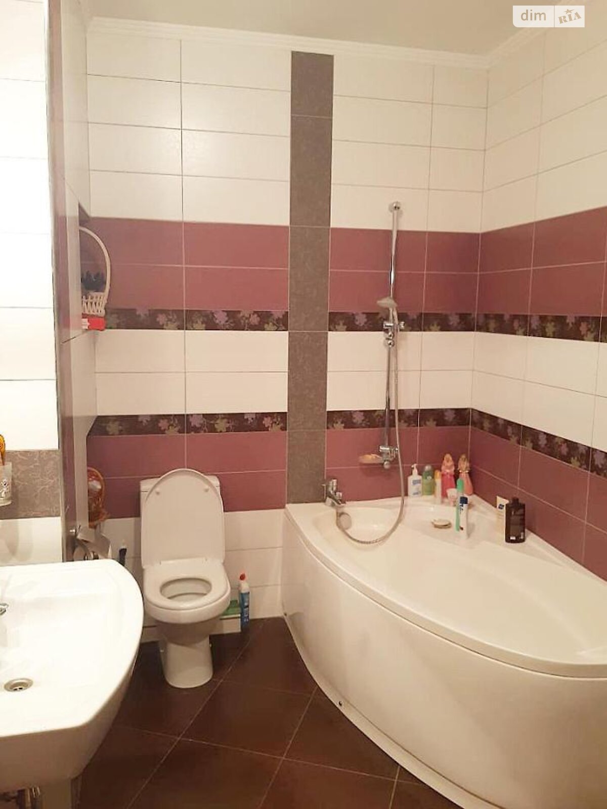 Продажа четырехкомнатной квартиры в Одессе, на ул. Добровольцев 10Б, район Приморский фото 1