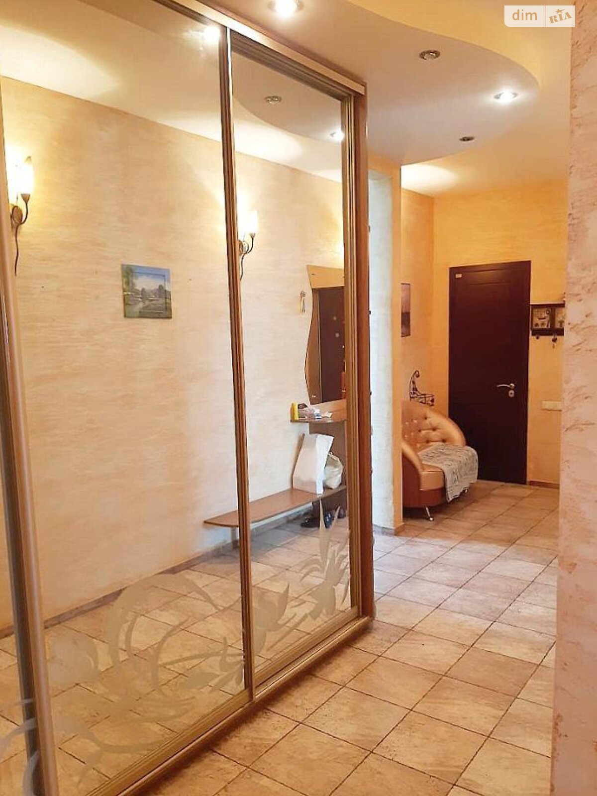 Продажа четырехкомнатной квартиры в Одессе, на ул. Добровольцев 10Б, район Приморский фото 1