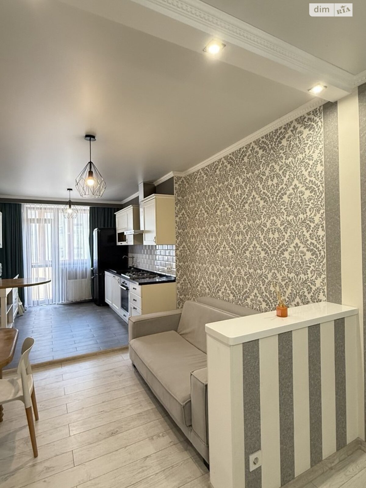 Продажа однокомнатной квартиры в Одессе, на ул. Добровольцев 10В, район Приморский фото 1