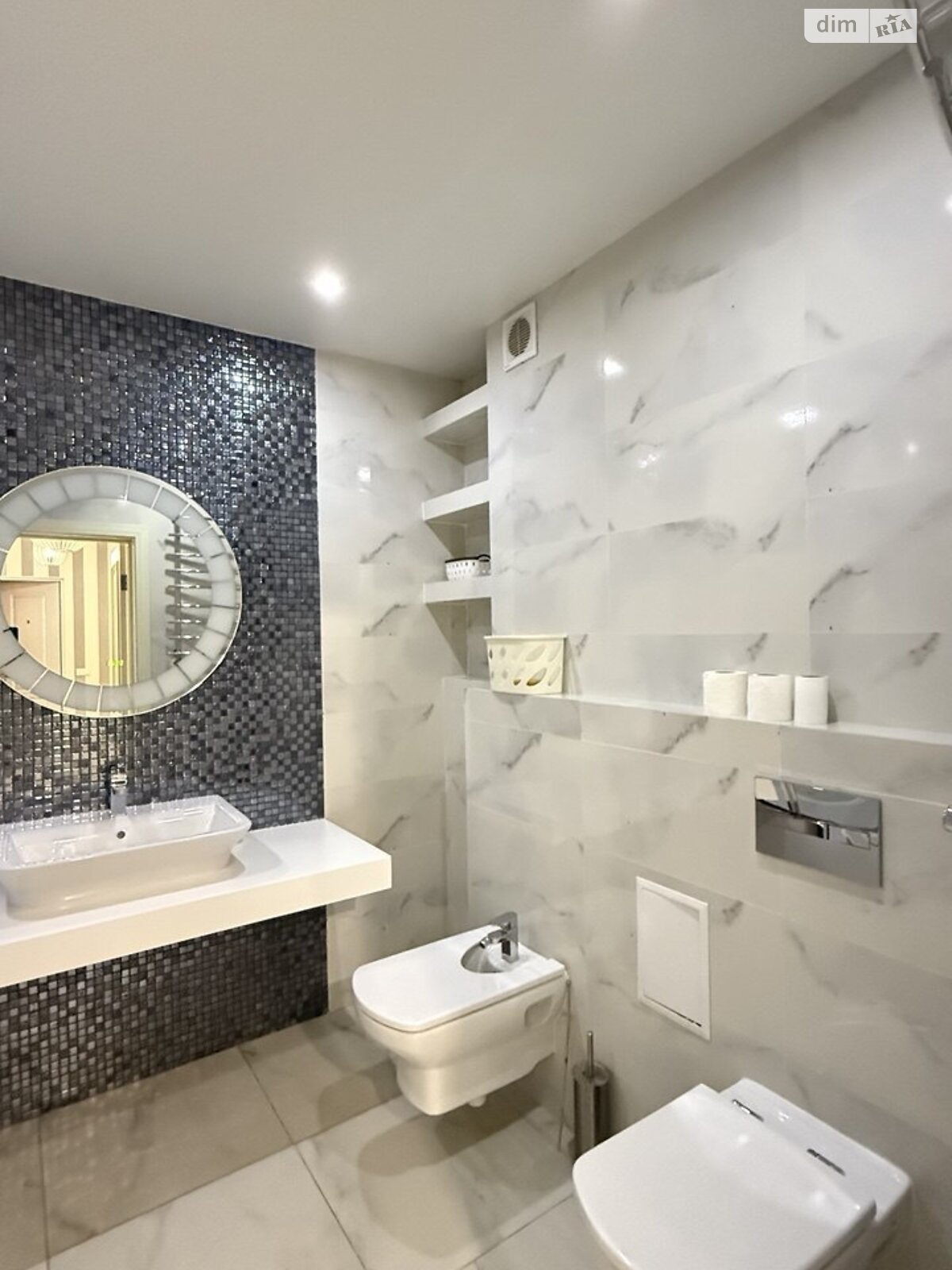 Продажа однокомнатной квартиры в Одессе, на ул. Добровольцев 10В, район Приморский фото 1