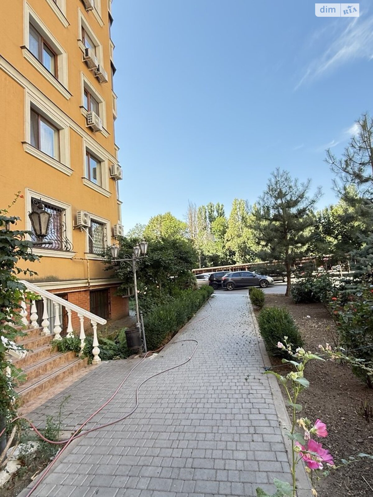 Продажа однокомнатной квартиры в Одессе, на ул. Добровольцев 10В, район Приморский фото 1