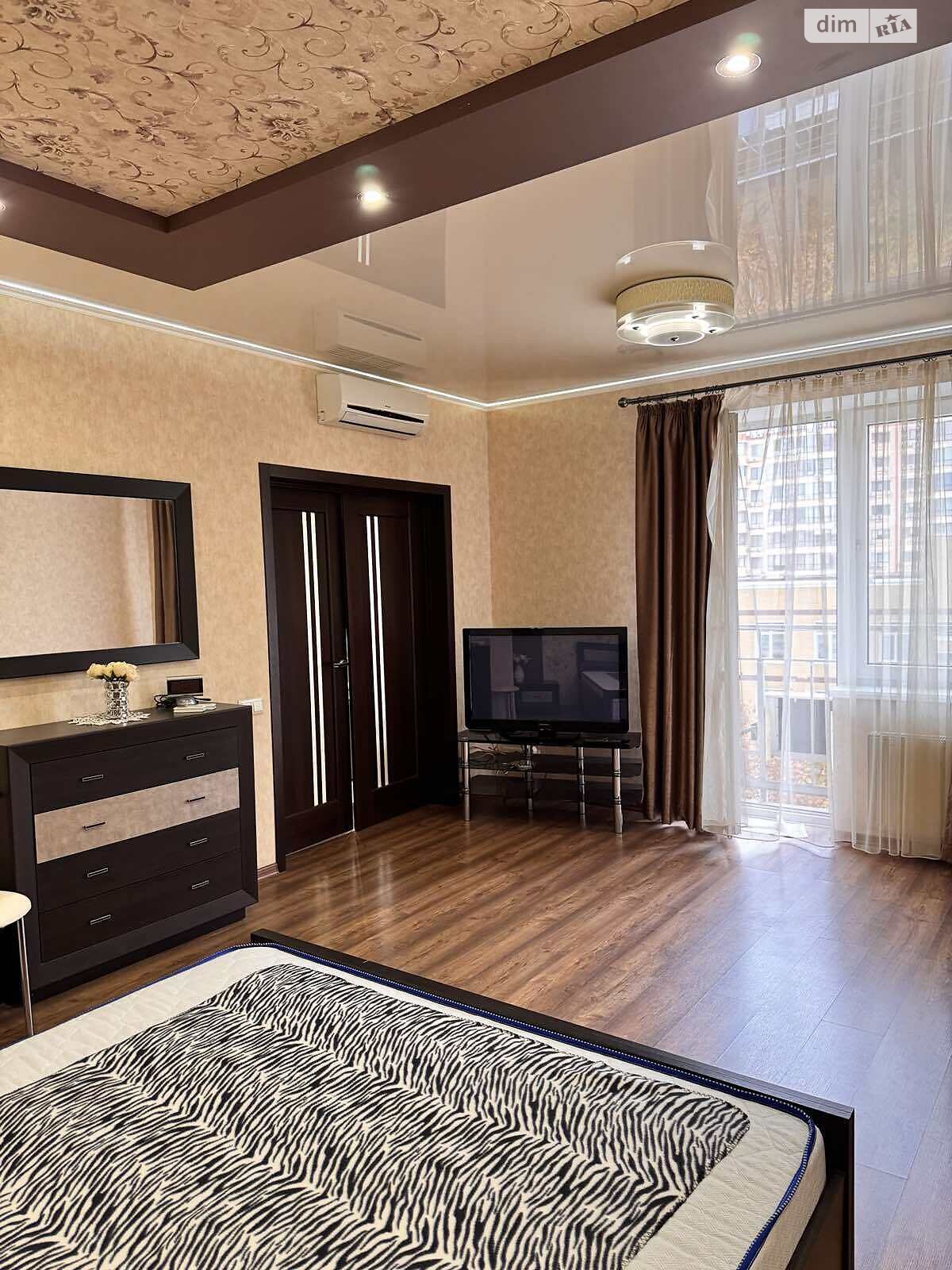 Продаж однокімнатної квартири в Одесі, на вул. Добровольців 10/6 корпус 2, район Приморський фото 1