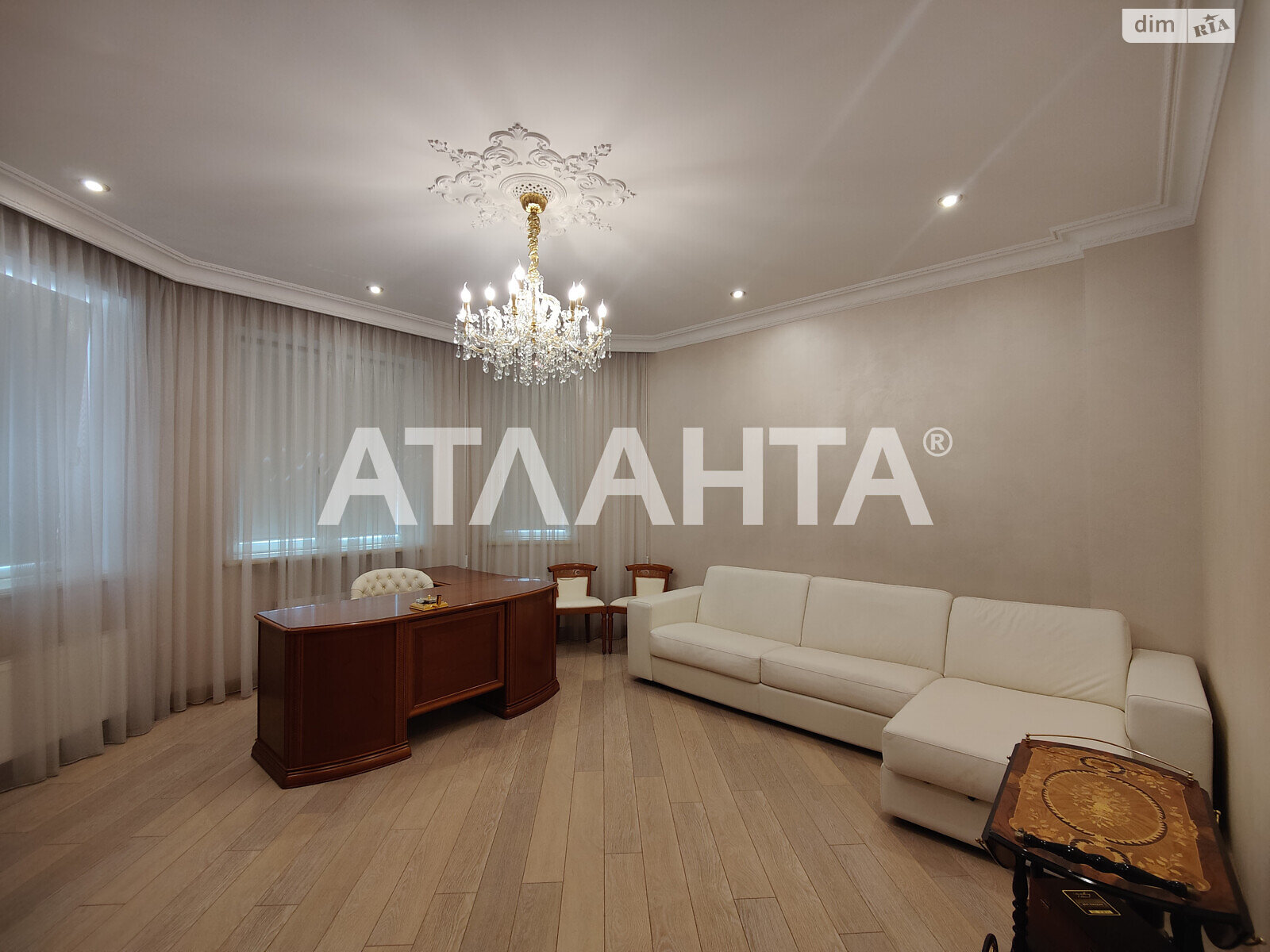 Продажа двухкомнатной квартиры в Одессе, на ул. Довженко 6, район Приморский фото 1 Продажа двухкомнатной квартиры в Одессе, на ул. Довженко 6, район Приморский фото 1