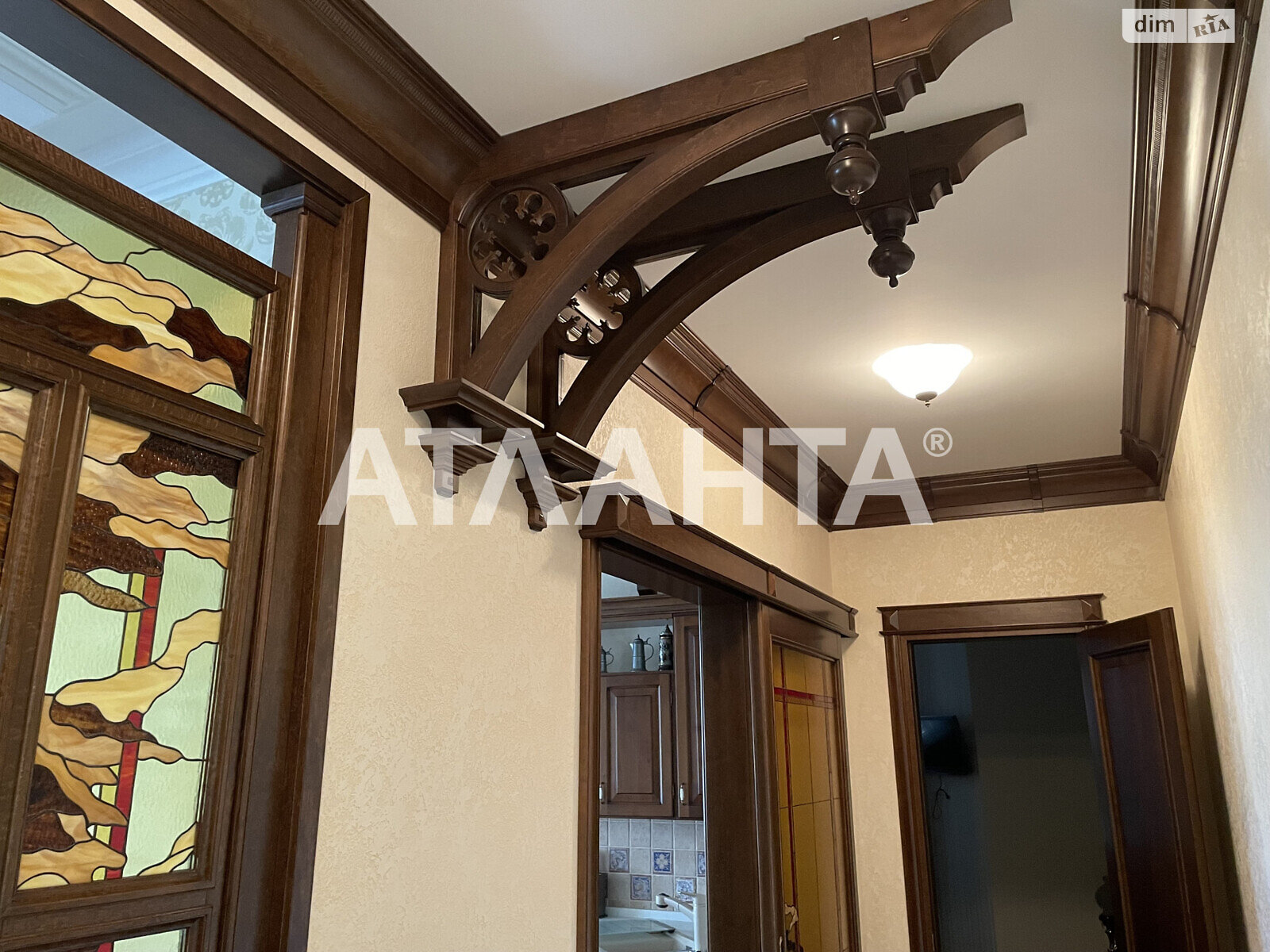 Продаж трикімнатної квартири в Одесі, на вул. Довженка 4А, район Приморський фото 1 Продаж трикімнатної квартири в Одесі, на вул. Довженка 4А, район Приморський фото 1