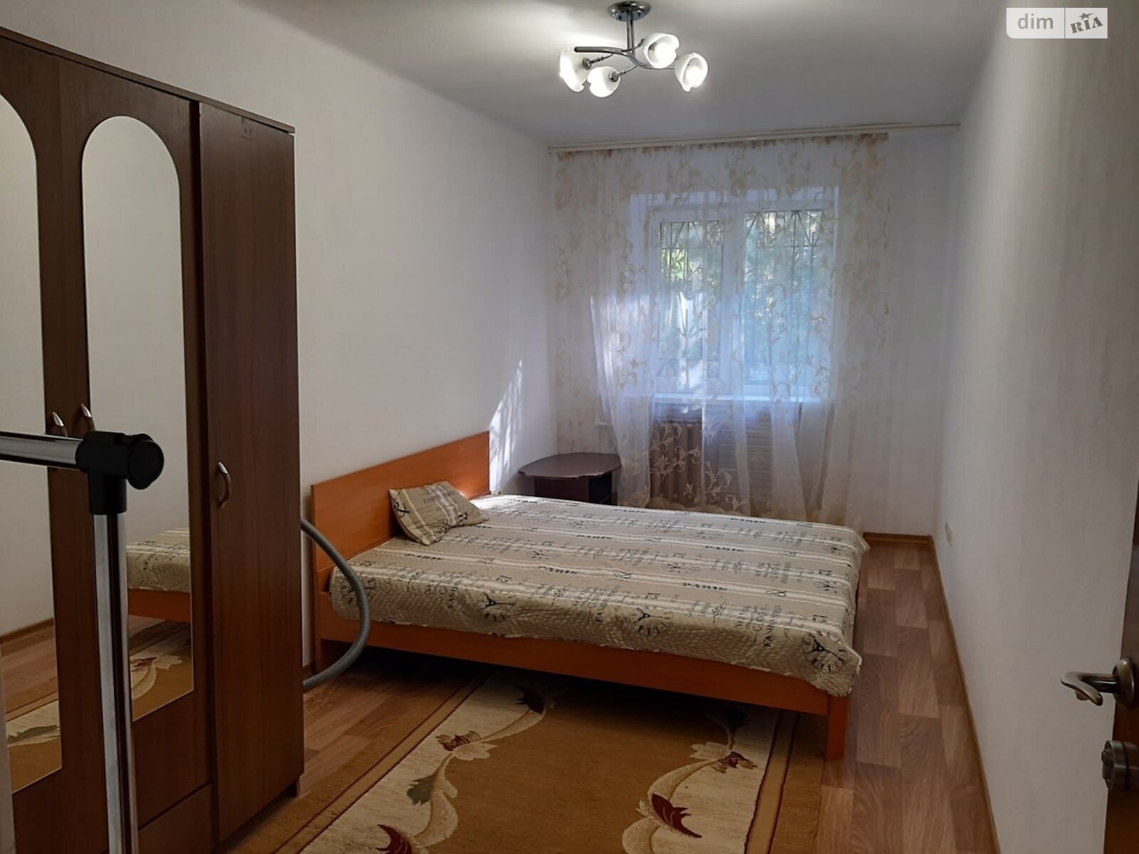 Продажа трехкомнатной квартиры в Одессе, на ул. Довженко 9, район Приморский фото 1 Продажа трехкомнатной квартиры в Одессе, на ул. Довженко 9, район Приморский фото 1