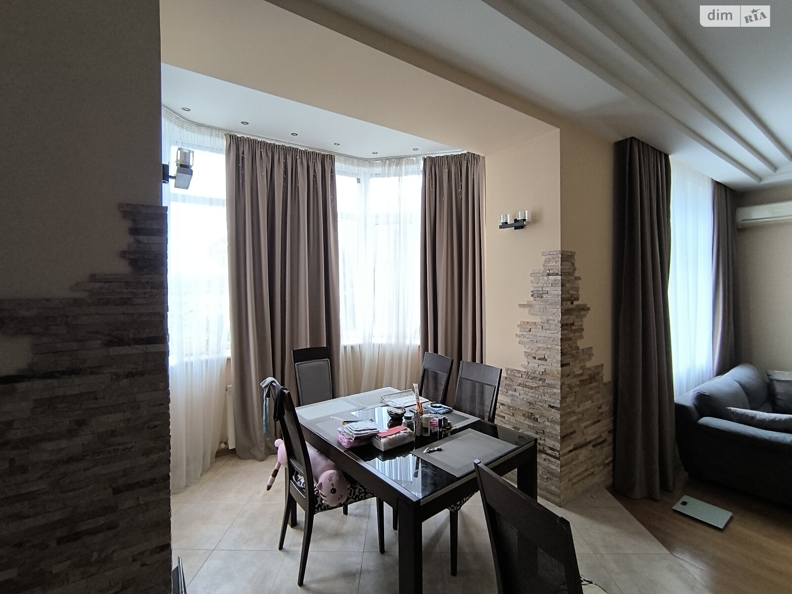 Продажа трехкомнатной квартиры в Одессе, на ул. Довженко 4, район Приморский фото 1 Продажа трехкомнатной квартиры в Одессе, на ул. Довженко 4, район Приморский фото 1