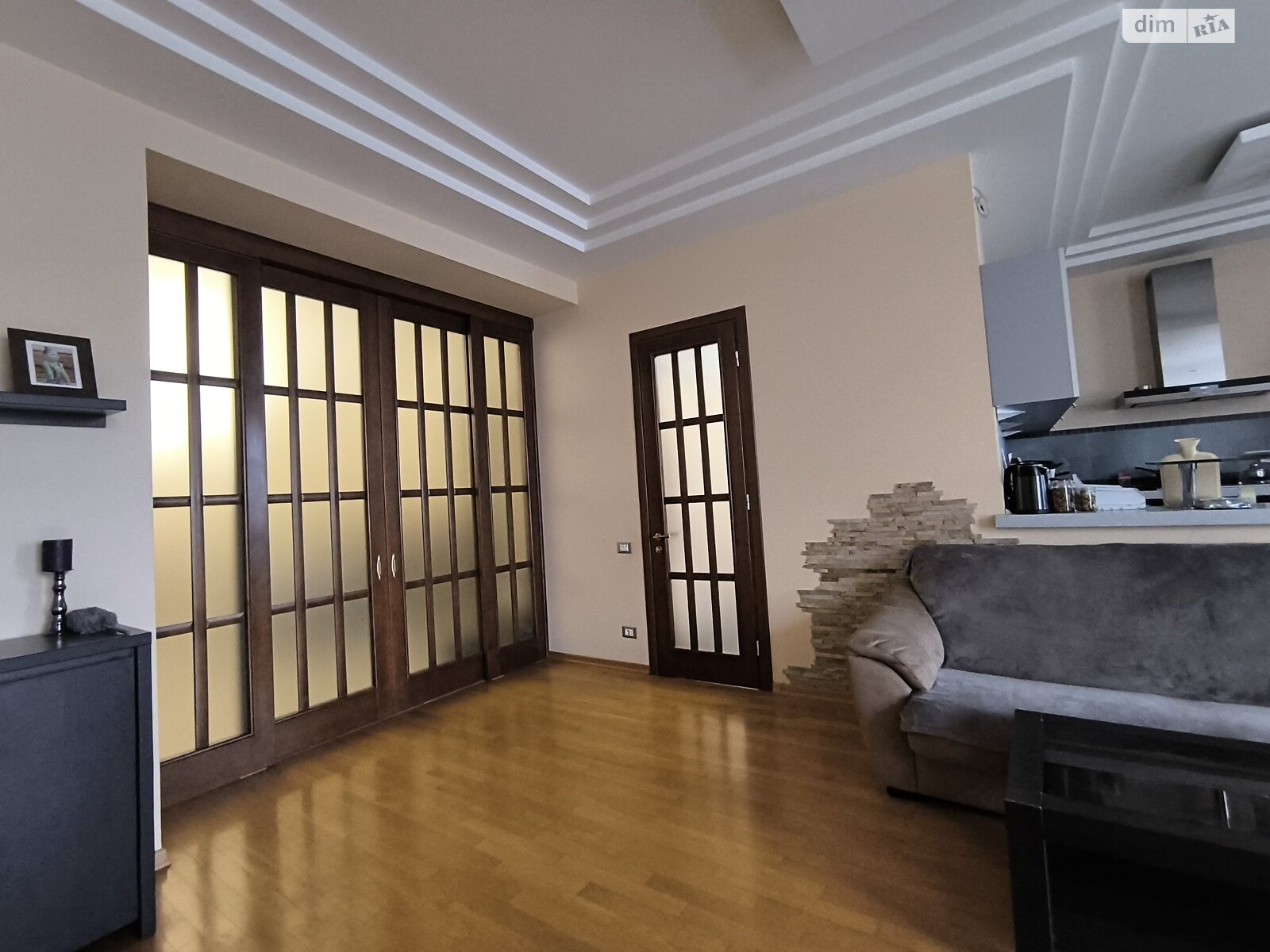 Продажа трехкомнатной квартиры в Одессе, на ул. Довженко 4, район Приморский фото 1 Продажа трехкомнатной квартиры в Одессе, на ул. Довженко 4, район Приморский фото 1