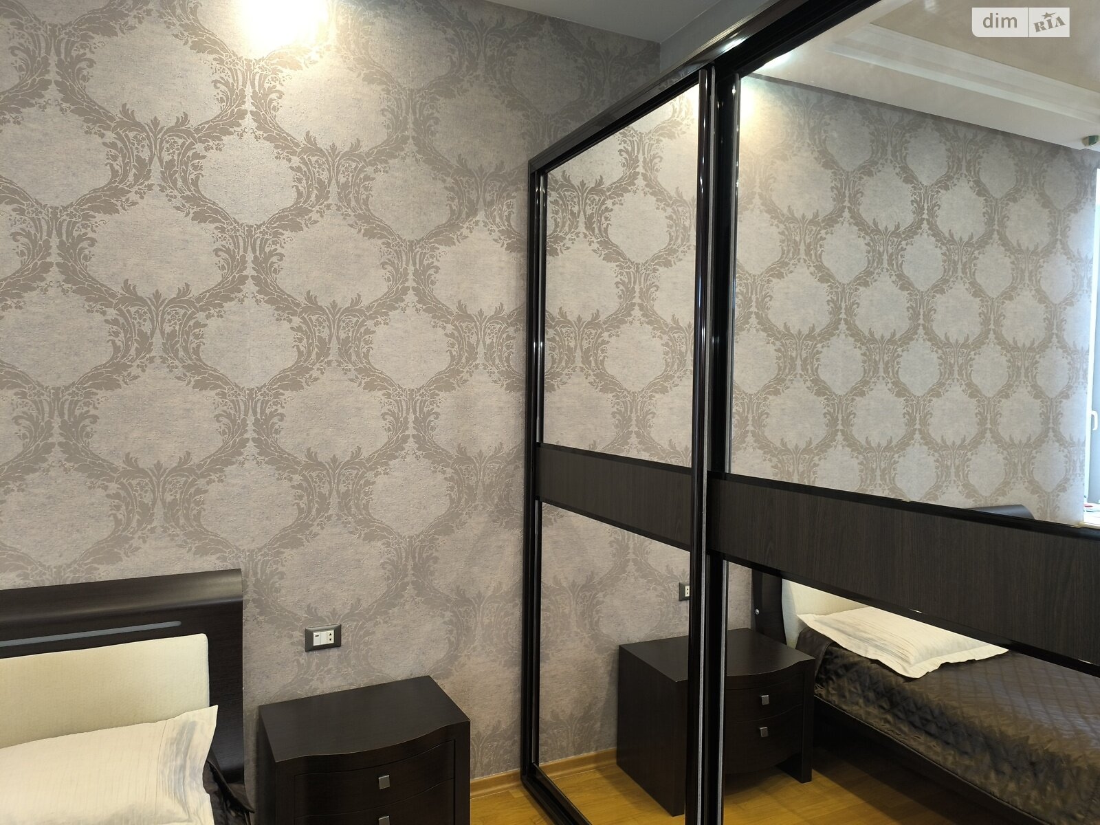 Продажа трехкомнатной квартиры в Одессе, на ул. Довженко 4, район Приморский фото 1 Продажа трехкомнатной квартиры в Одессе, на ул. Довженко 4, район Приморский фото 1