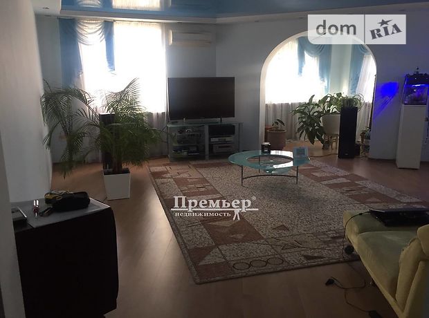 Продажа четырехкомнатной квартиры в Одессе, на пер. Дунаева район Приморский фото 1 Продажа четырехкомнатной квартиры в Одессе, на пер. Дунаева район Приморский фото 1