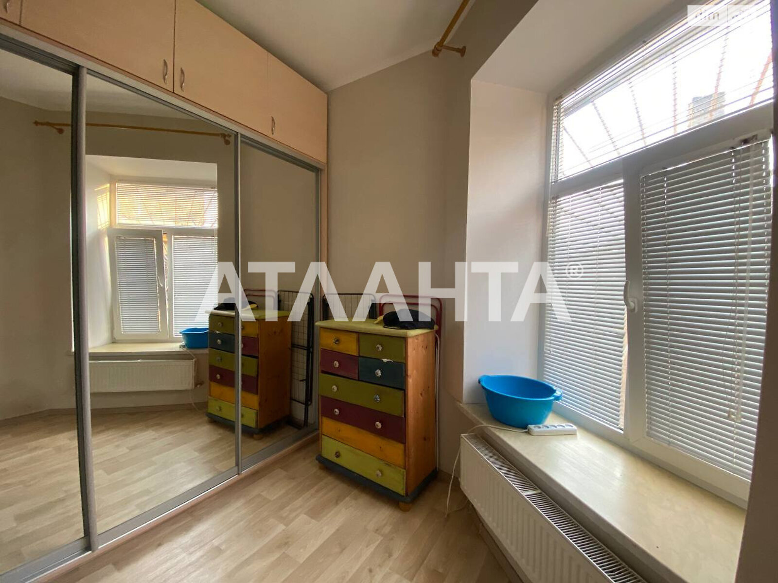 Продажа шестикомнатной квартиры в Одессе, на ул. Дворянская, район Приморский фото 1 Продажа шестикомнатной квартиры в Одессе, на ул. Дворянская, район Приморский фото 1
