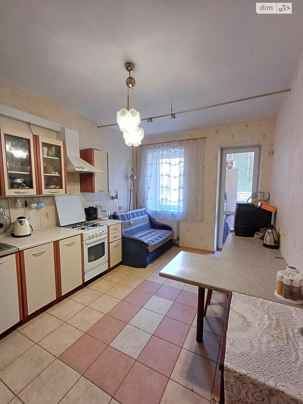 Продаж однокімнатної квартири в Одесі, на вул. Дюківська 14, район Приморський фото 1 Продаж однокімнатної квартири в Одесі, на вул. Дюківська 14, район Приморський фото 1
