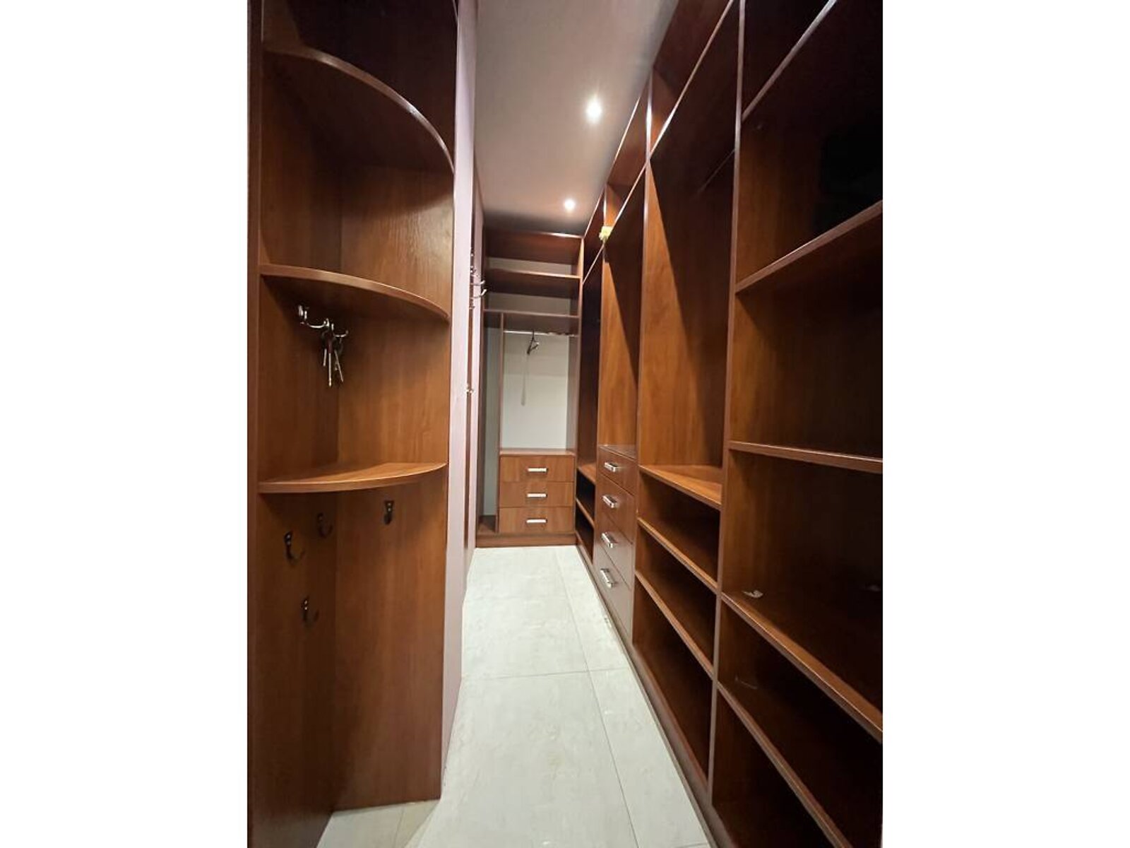 Продажа трехкомнатной квартиры в Одессе, на ул. Дюковская 5, район Приморский фото 1