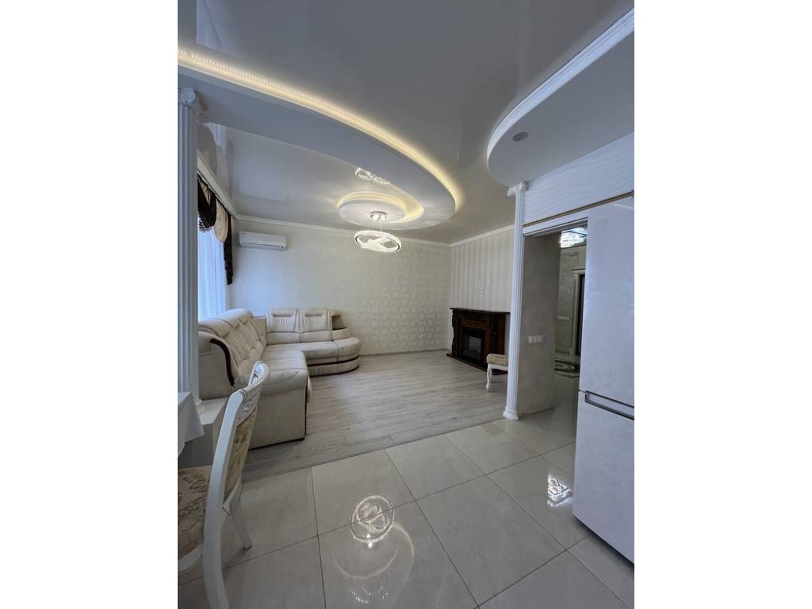 Продажа трехкомнатной квартиры в Одессе, на ул. Дюковская 5, район Приморский фото 1