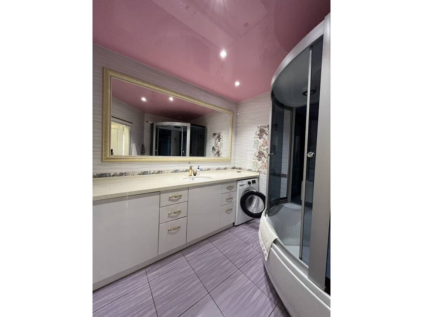 Продажа трехкомнатной квартиры в Одессе, на ул. Дюковская 5, район Приморский фото 1