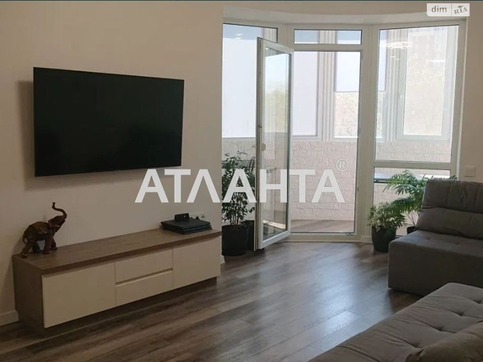 Продаж однокімнатної квартири в Одесі, на вул. Колонтаївська, район Приморський фото 1 Продаж однокімнатної квартири в Одесі, на вул. Колонтаївська, район Приморський фото 1
