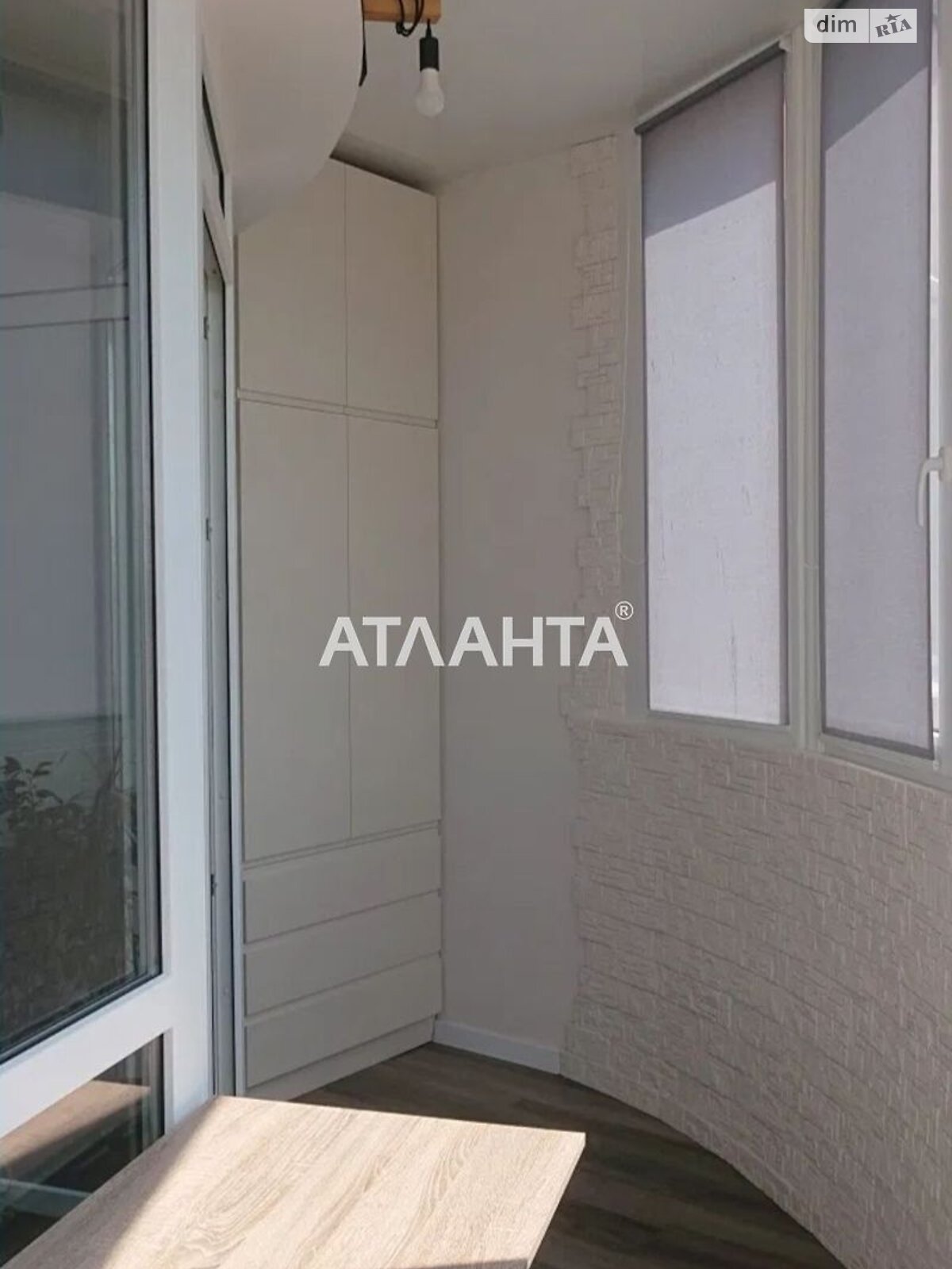 Продаж однокімнатної квартири в Одесі, на вул. Колонтаївська, район Приморський фото 1 Продаж однокімнатної квартири в Одесі, на вул. Колонтаївська, район Приморський фото 1