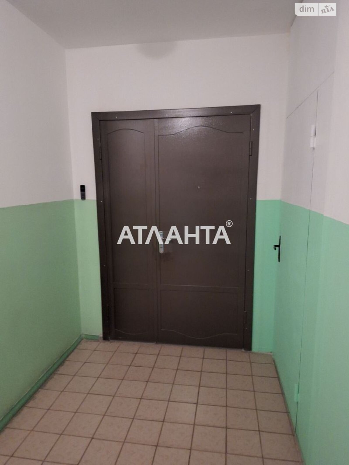 Продаж однокімнатної квартири в Одесі, на вул. Колонтаївська, район Приморський фото 1 Продаж однокімнатної квартири в Одесі, на вул. Колонтаївська, район Приморський фото 1