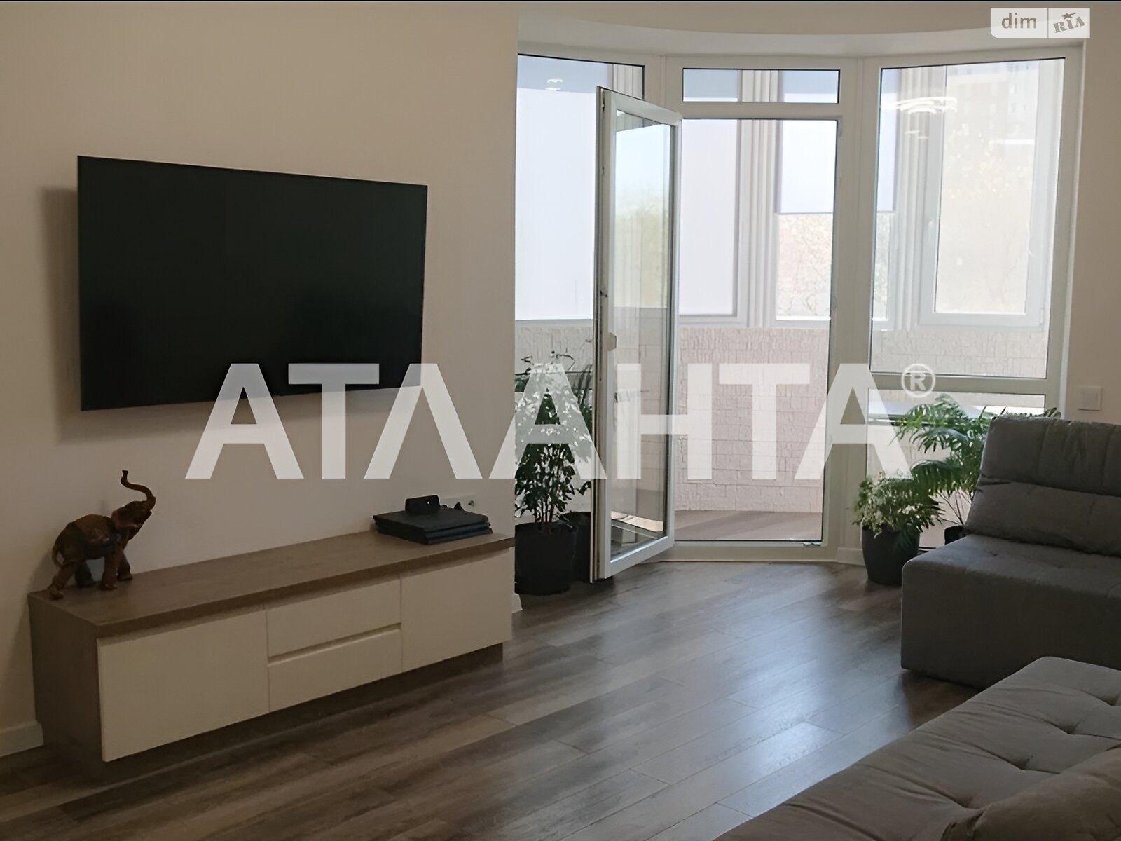 Продаж однокімнатної квартири в Одесі, на вул. Колонтаївська, район Приморський фото 1 Продаж однокімнатної квартири в Одесі, на вул. Колонтаївська, район Приморський фото 1