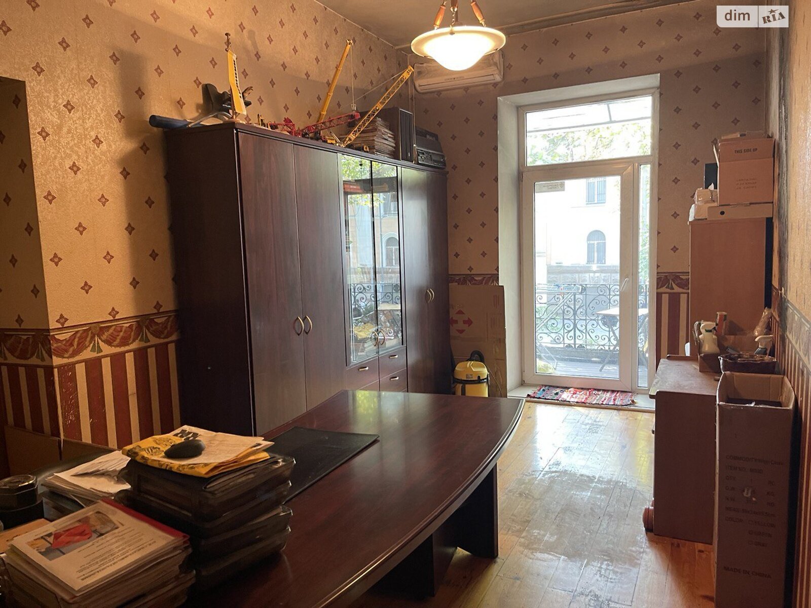 Продаж п`ятикімнатної квартири в Одесі, на вул. Європейська, район Приморський фото 1 Продаж п`ятикімнатної квартири в Одесі, на вул. Європейська, район Приморський фото 1