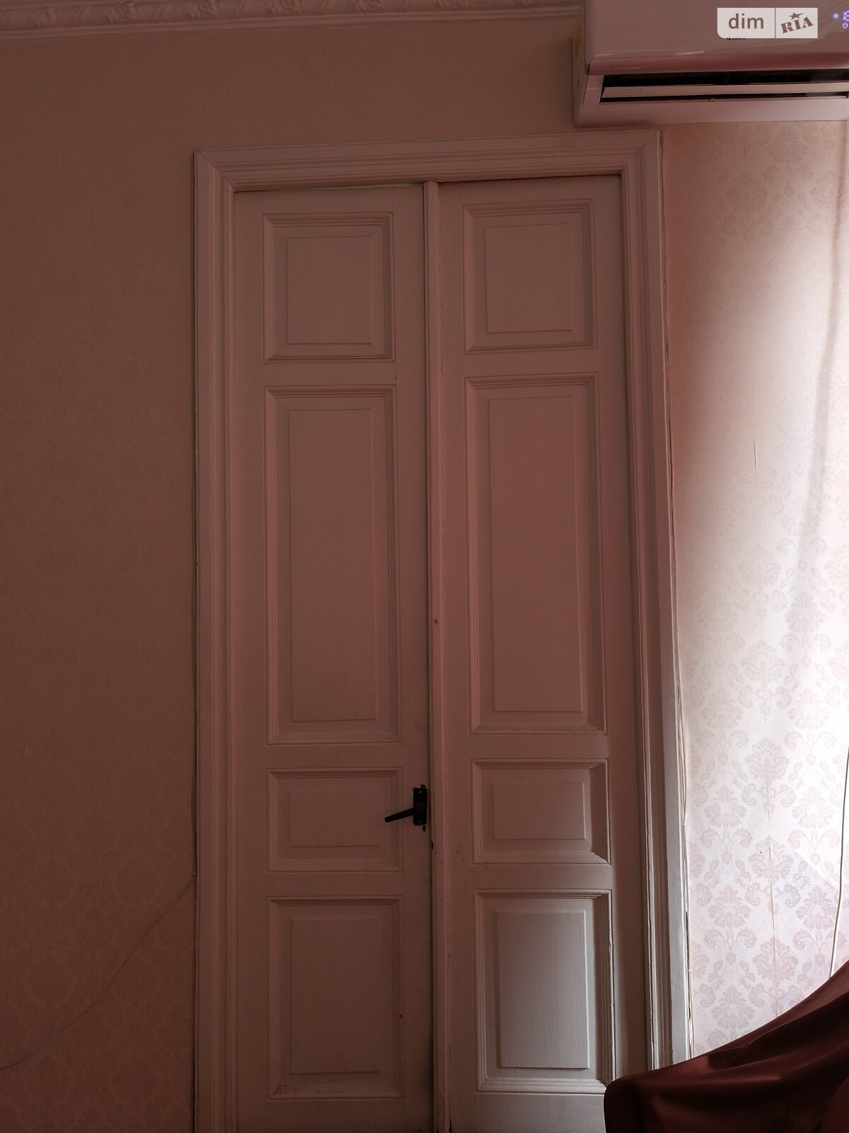 Продажа трехкомнатной квартиры в Одессе, на ул. Екатерининская 18, район Приморский фото 1 Продажа трехкомнатной квартиры в Одессе, на ул. Екатерининская 18, район Приморский фото 1