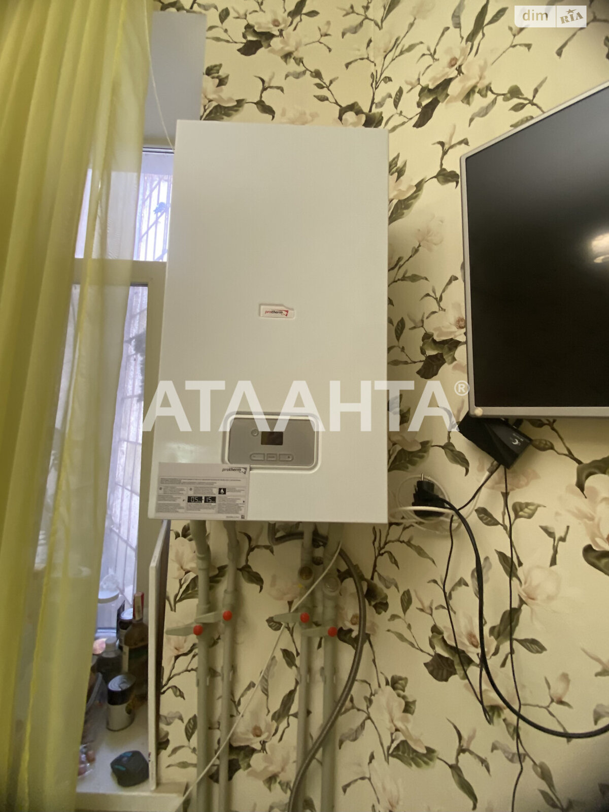 Продажа трехкомнатной квартиры в Одессе, на ул. Университетская, район Приморский фото 1 Продажа трехкомнатной квартиры в Одессе, на ул. Университетская, район Приморский фото 1