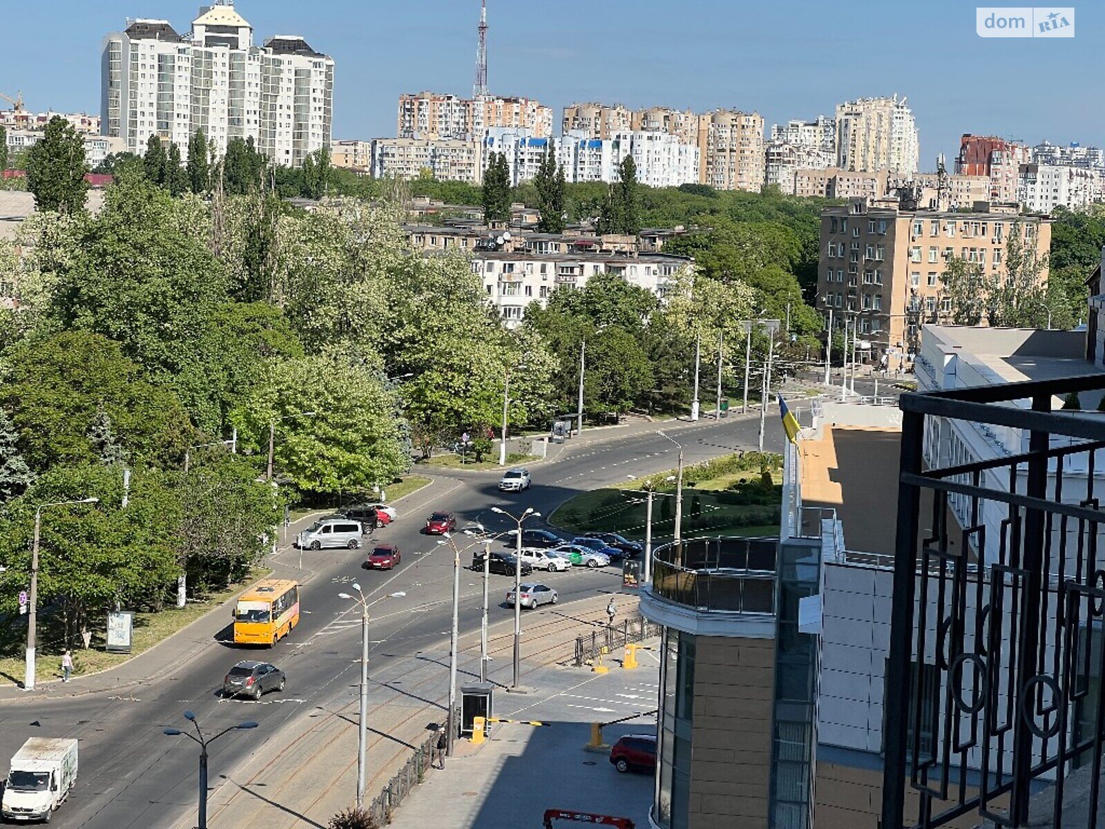 Продаж двокімнатної квартири в Одесі, на вул. Генуезька, район Приморський фото 1