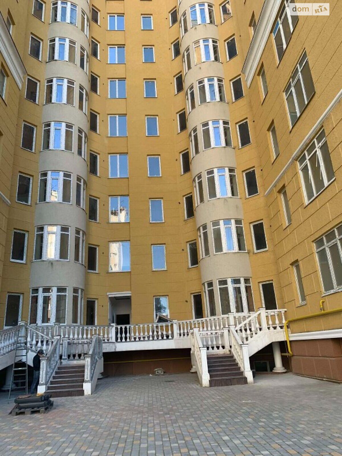 Продаж трикімнатної квартири в Одесі, на пров. Щіпний 15, район Приморський фото 1