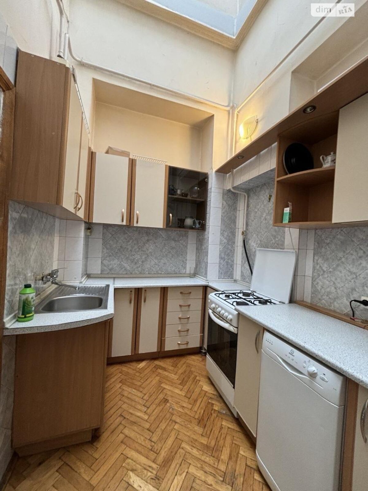 Продаж двокімнатної квартири в Одесі, на вул. Європейська 58, район Приморський фото 1 Продаж двокімнатної квартири в Одесі, на вул. Європейська 58, район Приморський фото 1
