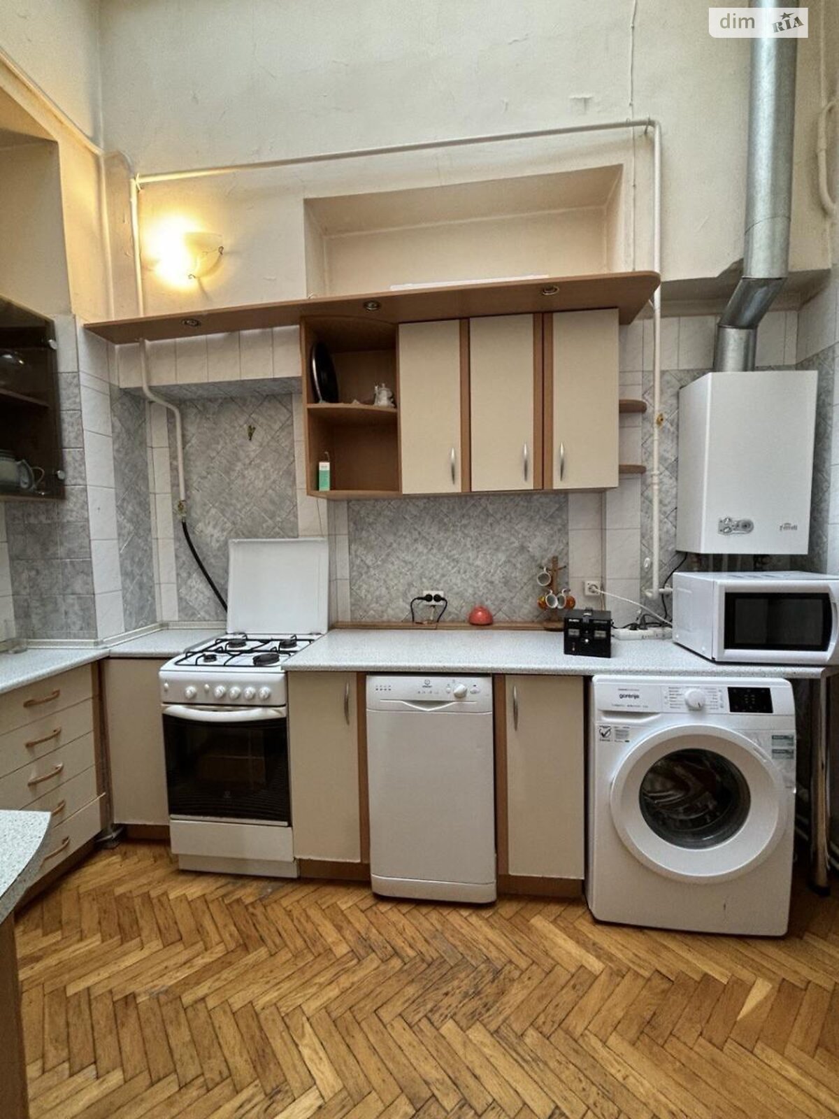 Продаж двокімнатної квартири в Одесі, на вул. Європейська 58, район Приморський фото 1 Продаж двокімнатної квартири в Одесі, на вул. Європейська 58, район Приморський фото 1