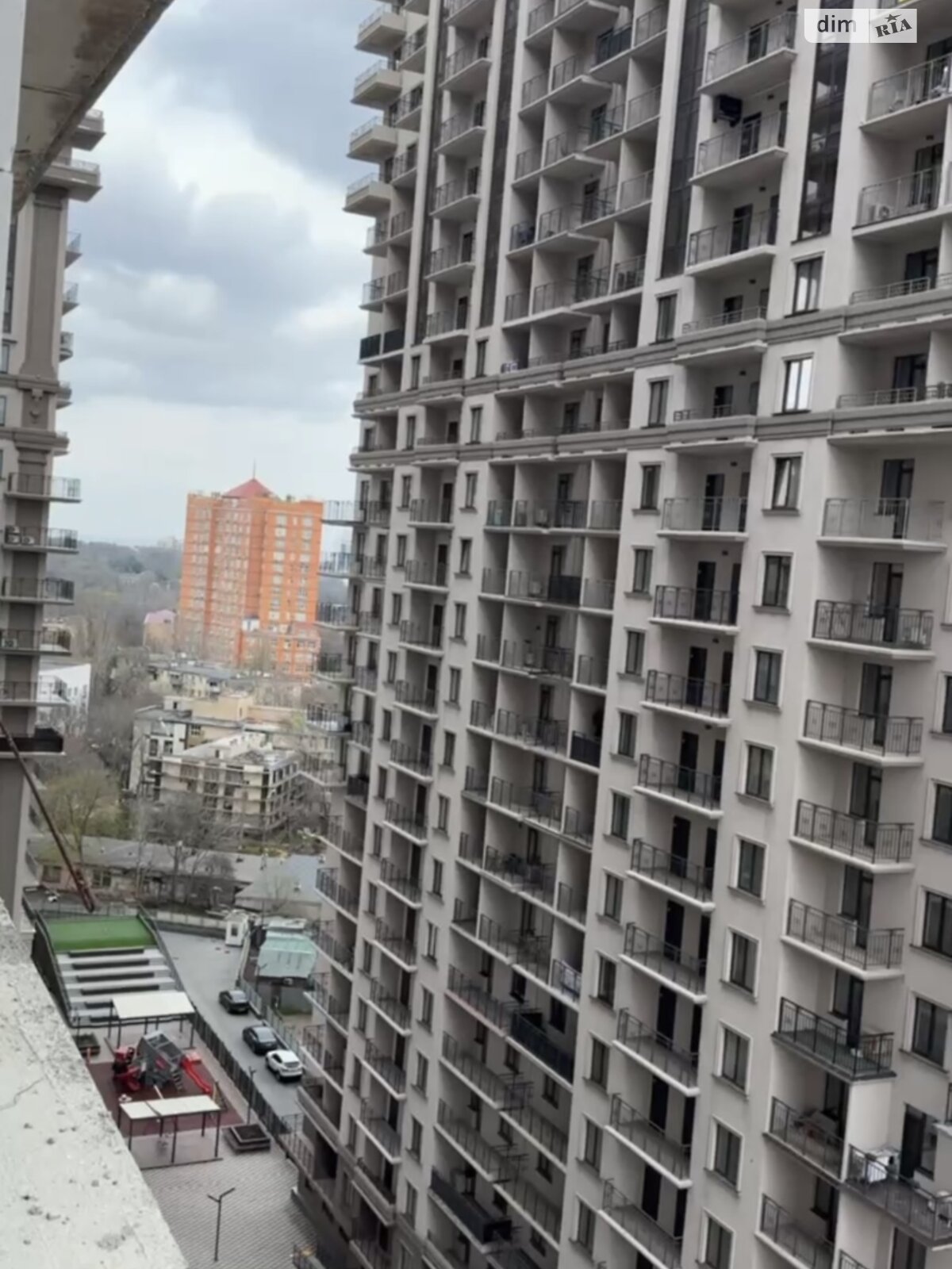 Продаж однокімнатної квартири в Одесі, на дор. Фонтанська 25Ж, район Приморський фото 1 Продаж однокімнатної квартири в Одесі, на дор. Фонтанська 25Ж, район Приморський фото 1