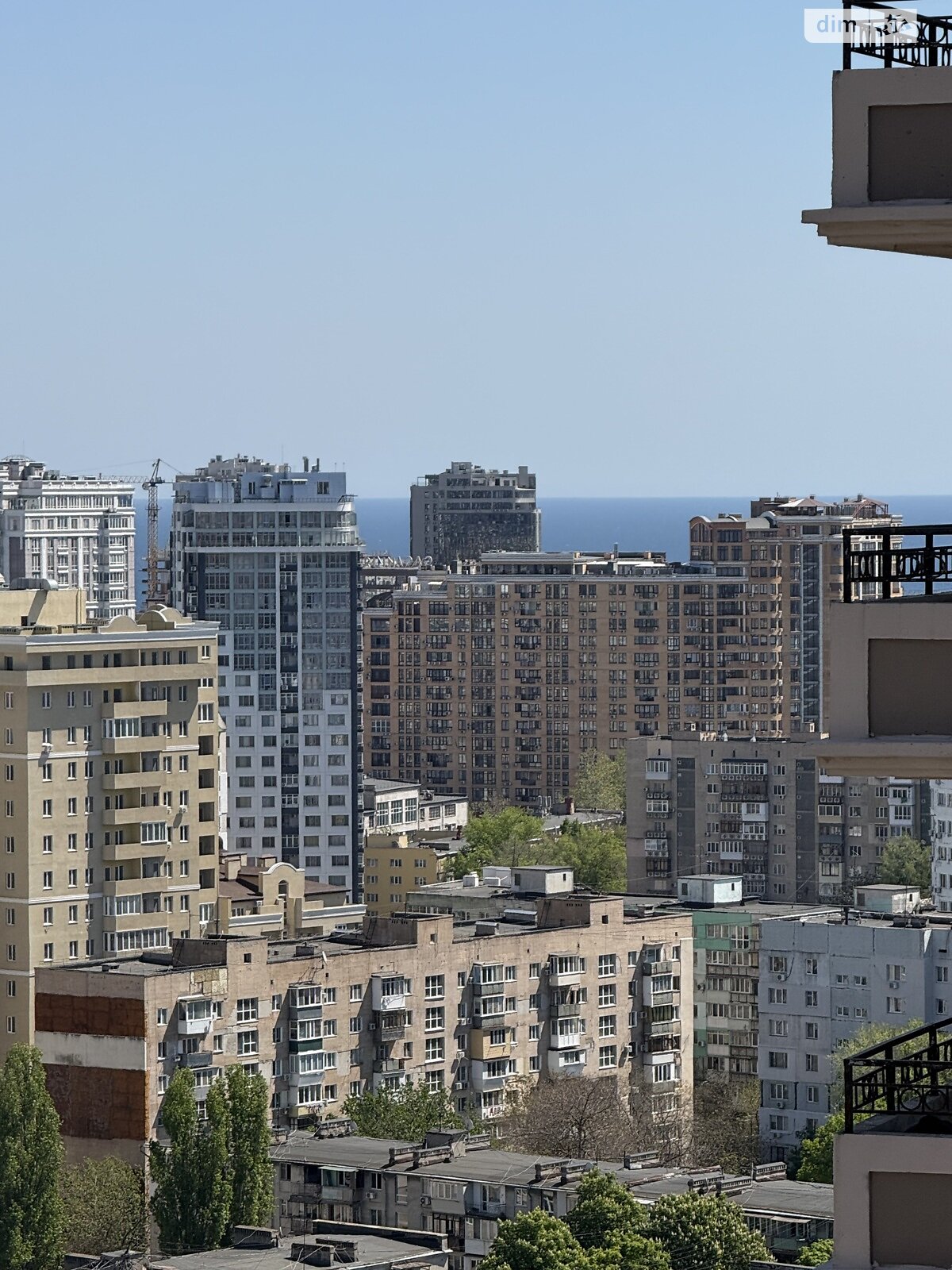 Продаж двокімнатної квартири в Одесі, на дор. Фонтанська 25/3, район Приморський фото 1 Продаж двокімнатної квартири в Одесі, на дор. Фонтанська 25/3, район Приморський фото 1