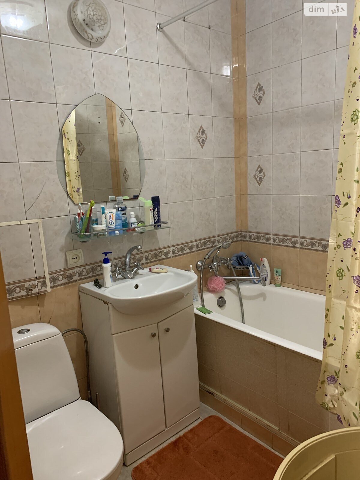 Продаж трикімнатної квартири в Одесі, на дор. Фонтанська, район Приморський фото 1 Продаж трикімнатної квартири в Одесі, на дор. Фонтанська, район Приморський фото 1