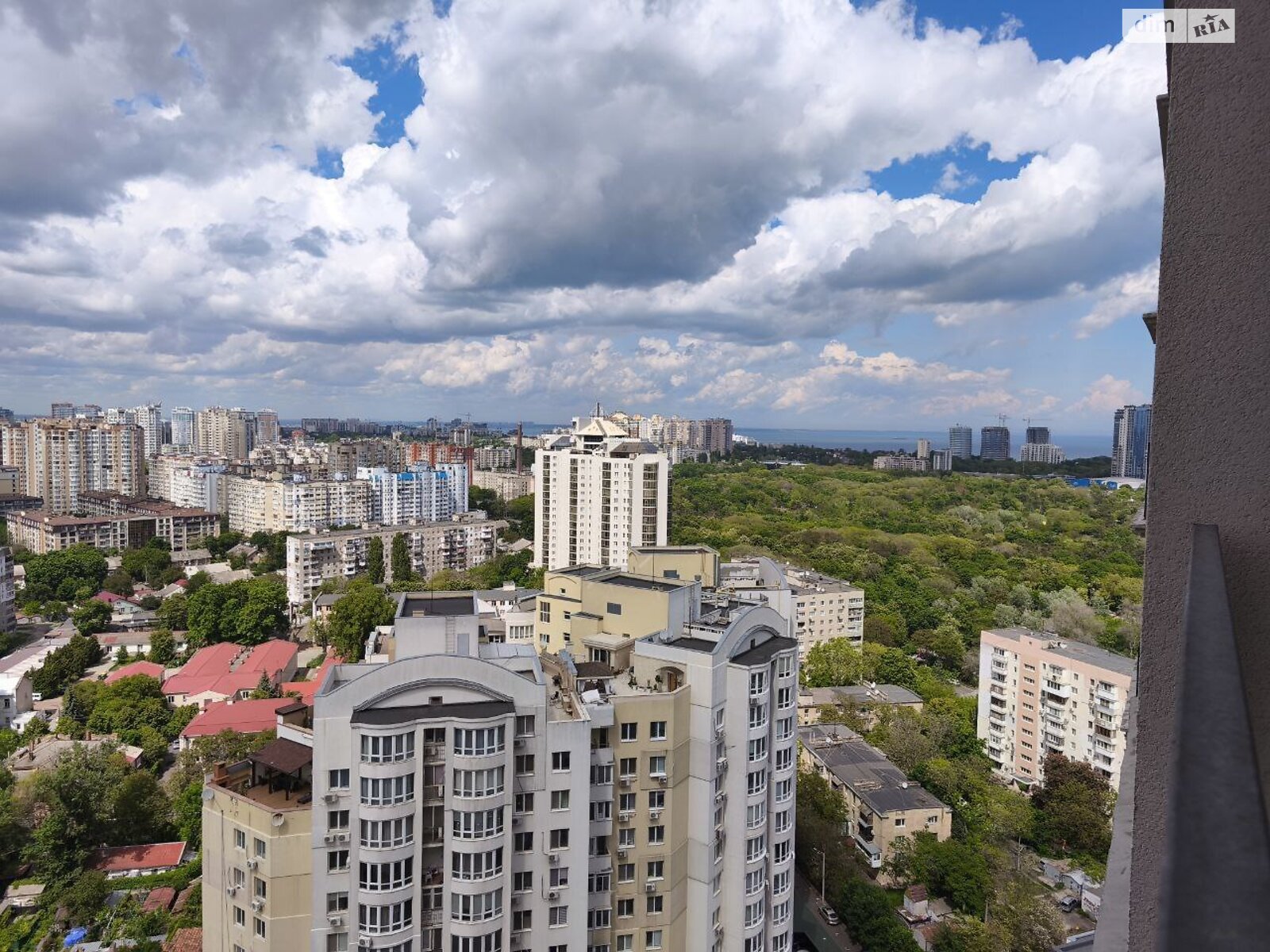 Продажа однокомнатной квартиры в Одессе, на дор. Фонтанская 25 корпус 1, район Приморский фото 1 Продажа однокомнатной квартиры в Одессе, на дор. Фонтанская 25 корпус 1, район Приморский фото 1