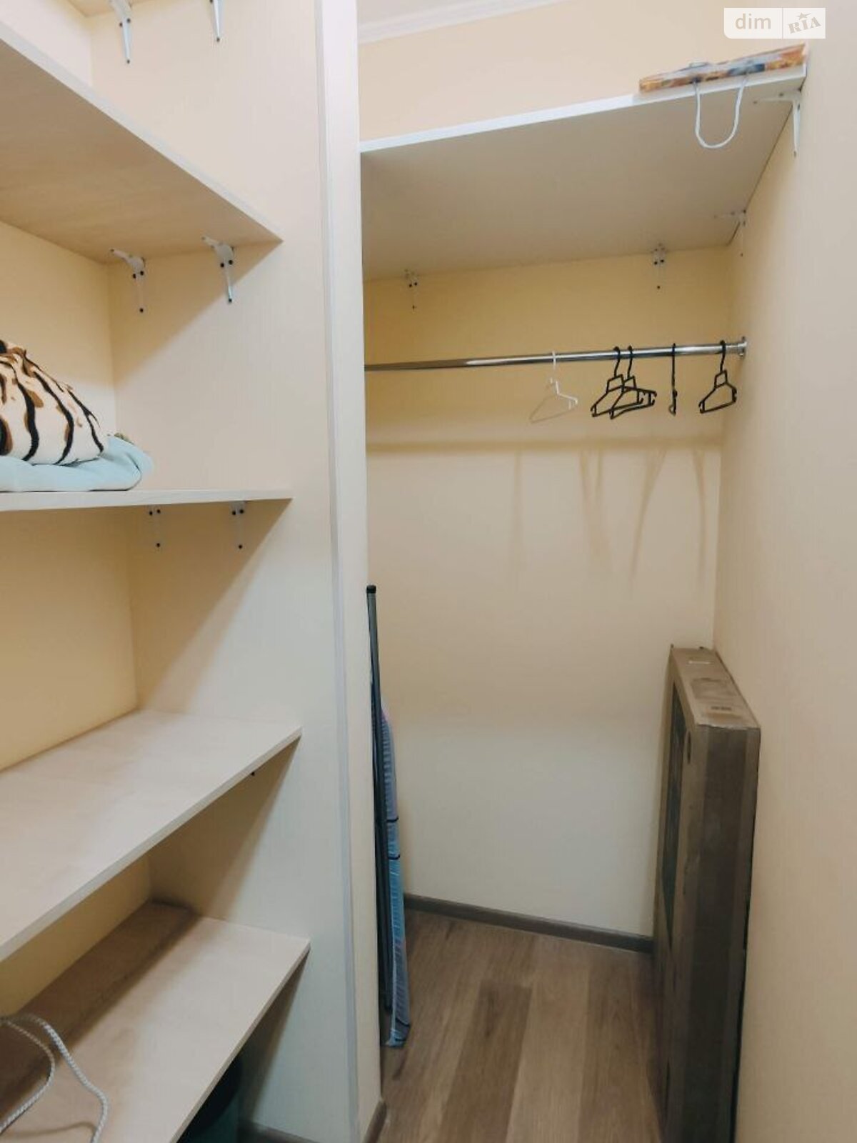 Продаж однокімнатної квартири в Одесі, на дор. Фонтанська, район Приморський фото 1 Продаж однокімнатної квартири в Одесі, на дор. Фонтанська, район Приморський фото 1