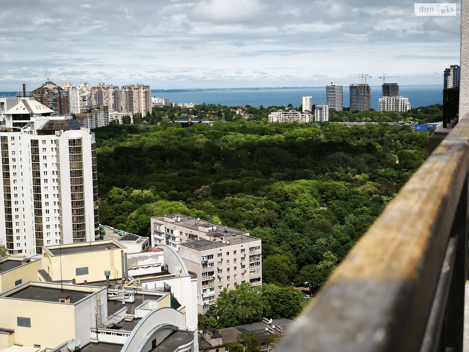 Продаж двокімнатної квартири в Одесі, на дор. Фонтанська 25 корпус 1, район Приморський фото 1 Продаж двокімнатної квартири в Одесі, на дор. Фонтанська 25 корпус 1, район Приморський фото 1