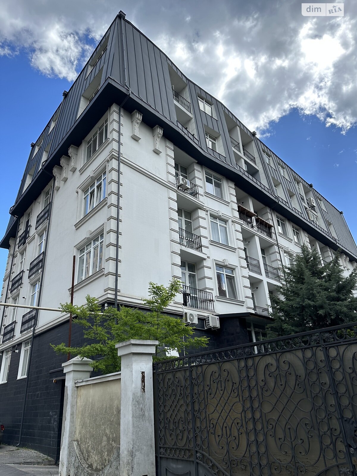 Продаж однокімнатної квартири в Одесі, на дор. Фонтанська 71Г, район Приморський фото 1 Продаж однокімнатної квартири в Одесі, на дор. Фонтанська 71Г, район Приморський фото 1