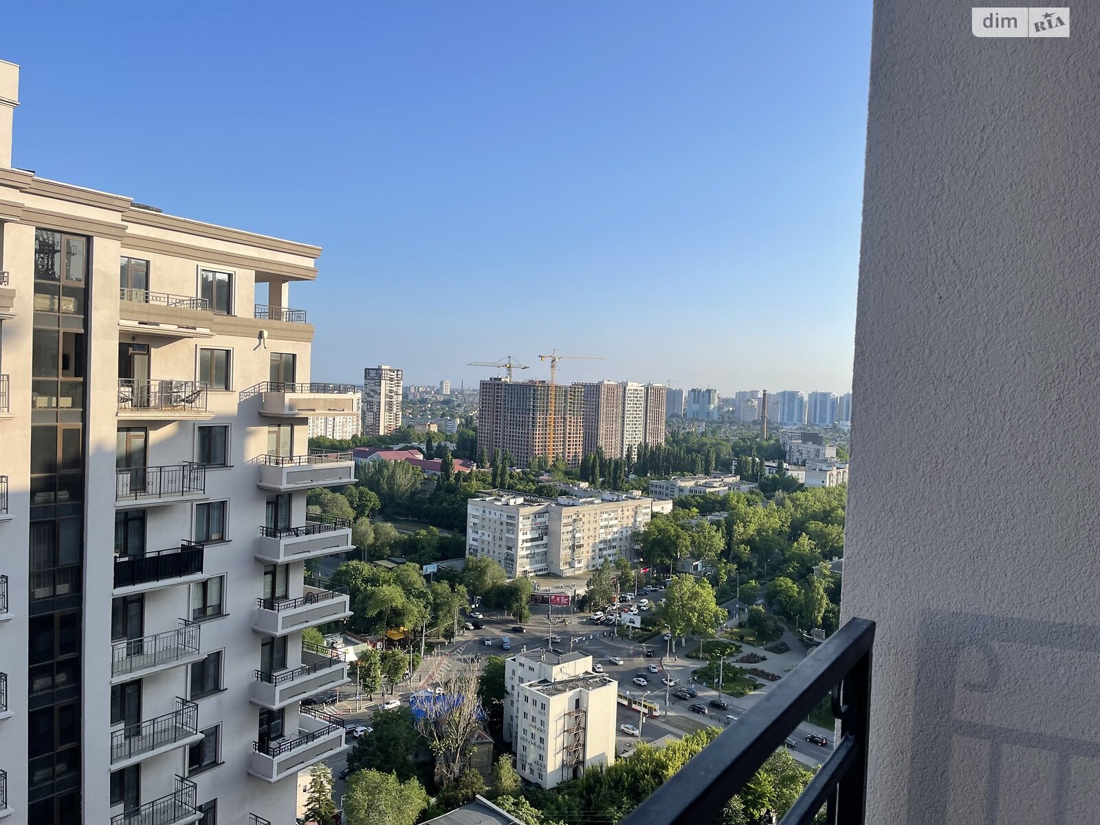 Продажа однокомнатной квартиры в Одессе, на дор. Фонтанская 25Ж, район Приморский фото 1 Продажа однокомнатной квартиры в Одессе, на дор. Фонтанская 25Ж, район Приморский фото 1