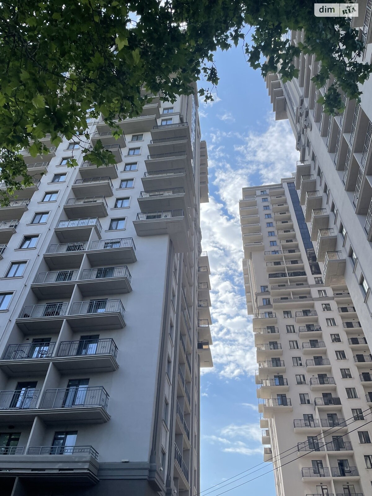 Продажа трехкомнатной квартиры в Одессе, на дор. Фонтанская 25 корпус 1, район Приморский фото 1 Продажа трехкомнатной квартиры в Одессе, на дор. Фонтанская 25 корпус 1, район Приморский фото 1